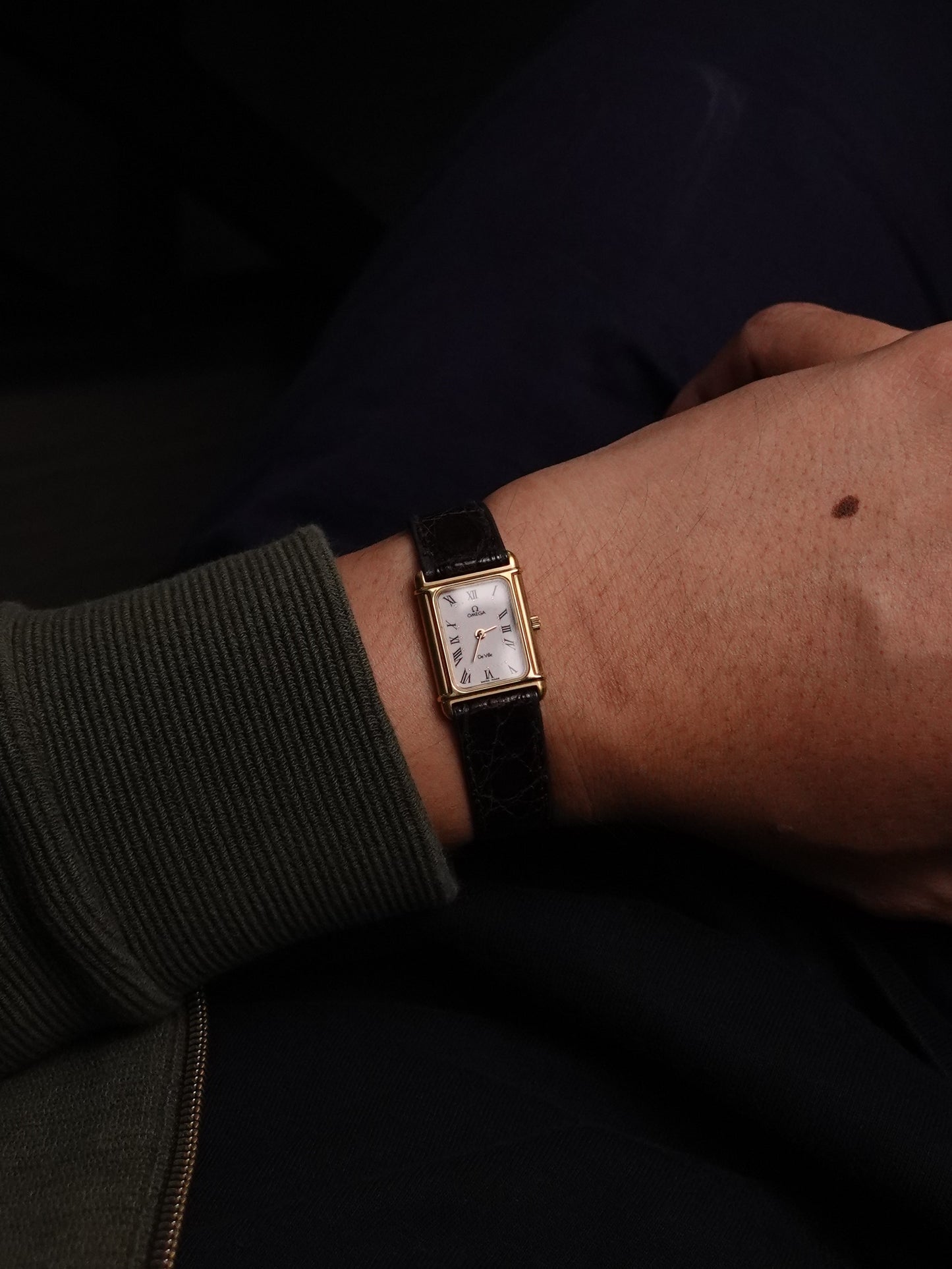 Ladies OMEGA Tank De Ville Cal.1450 Quartz