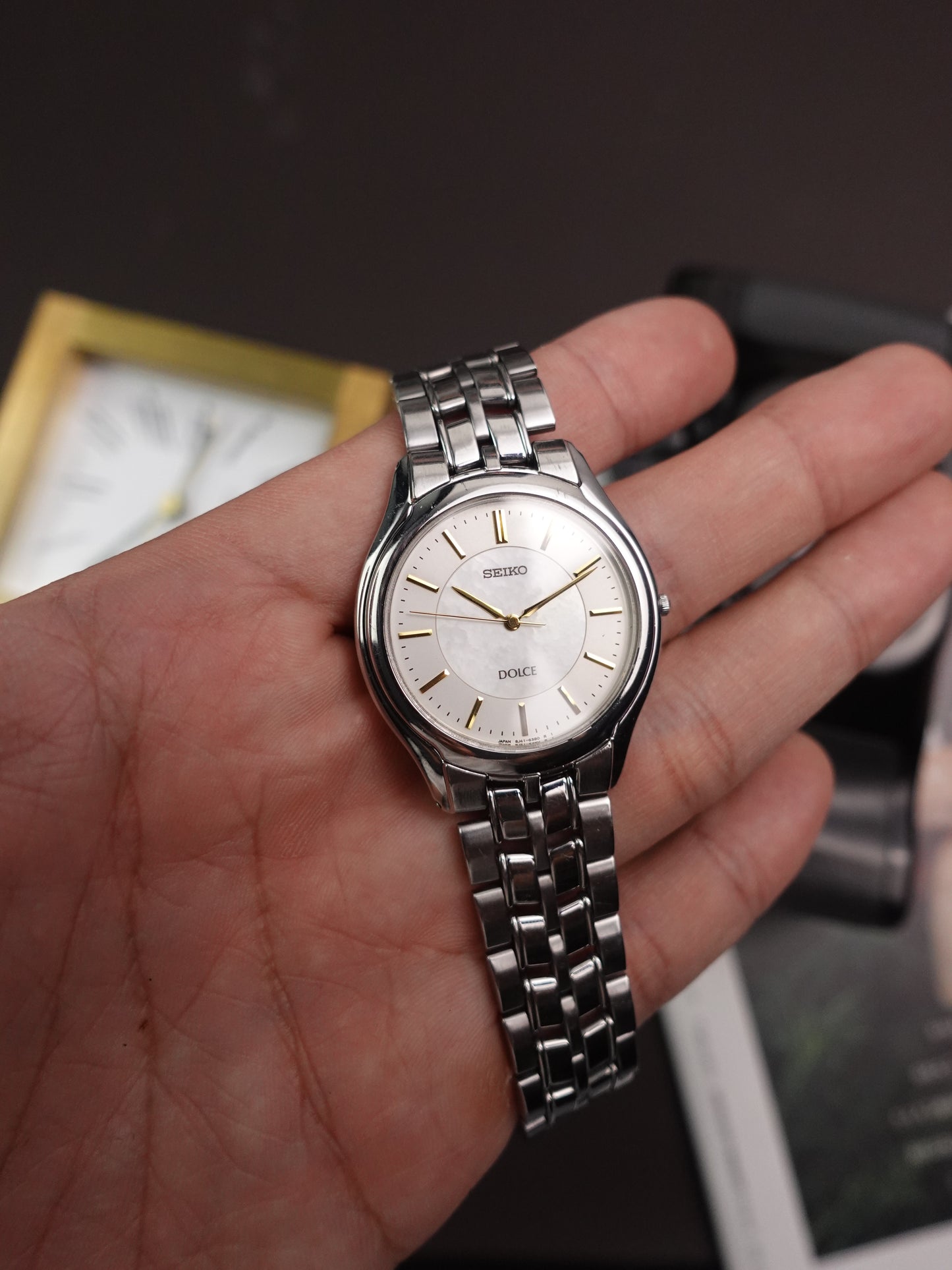 Seiko Dolce Mother of Pearl Dial xMulti-Link bracelet  8J41-6030