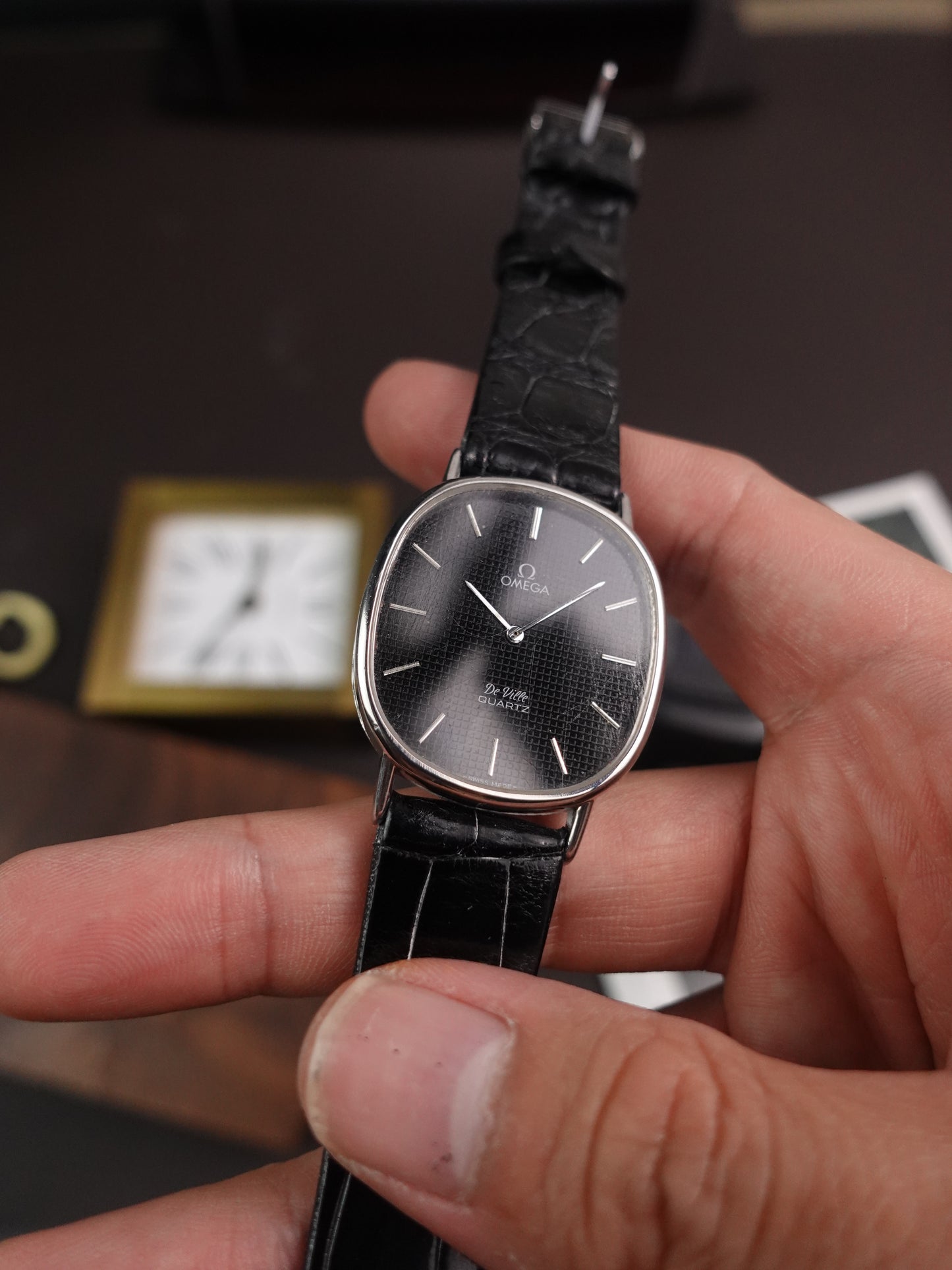 Omega De-ville Elipse Waffle dial (with glass and dial scratches)