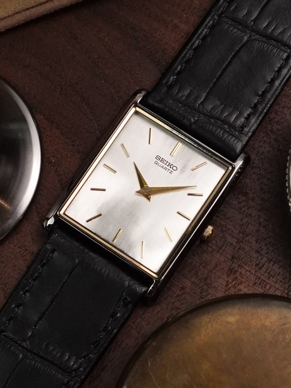 Seiko Quartz Tank Mother of Pearl 7N00-5A50 Circa.1993