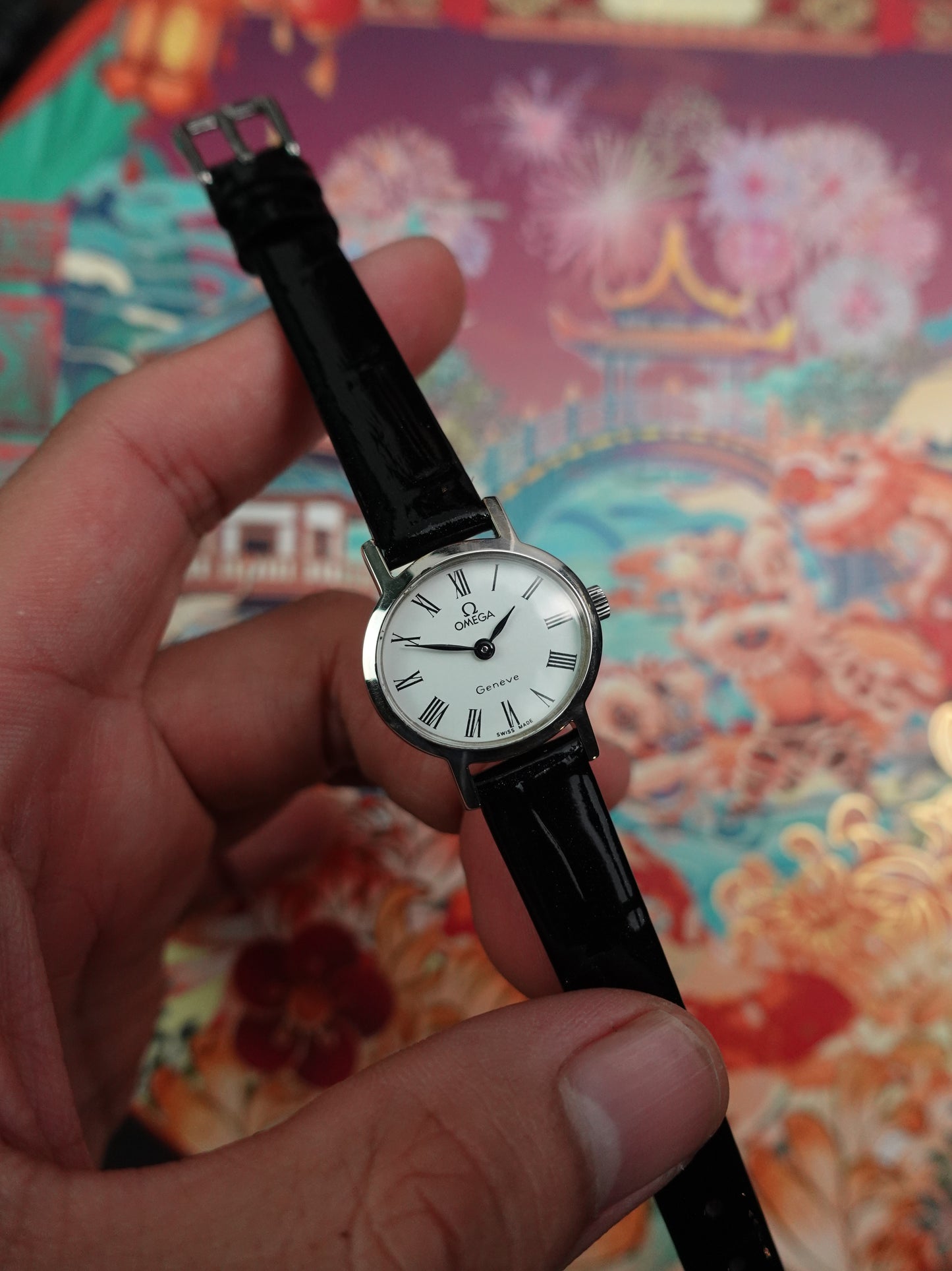 Ladies Omega Geneve Oval Roman Numerals Cal. 625