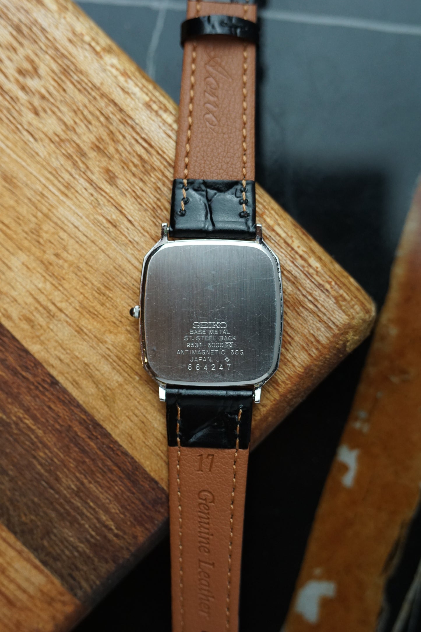 Seiko Dolce Silver with Textured silver Dial