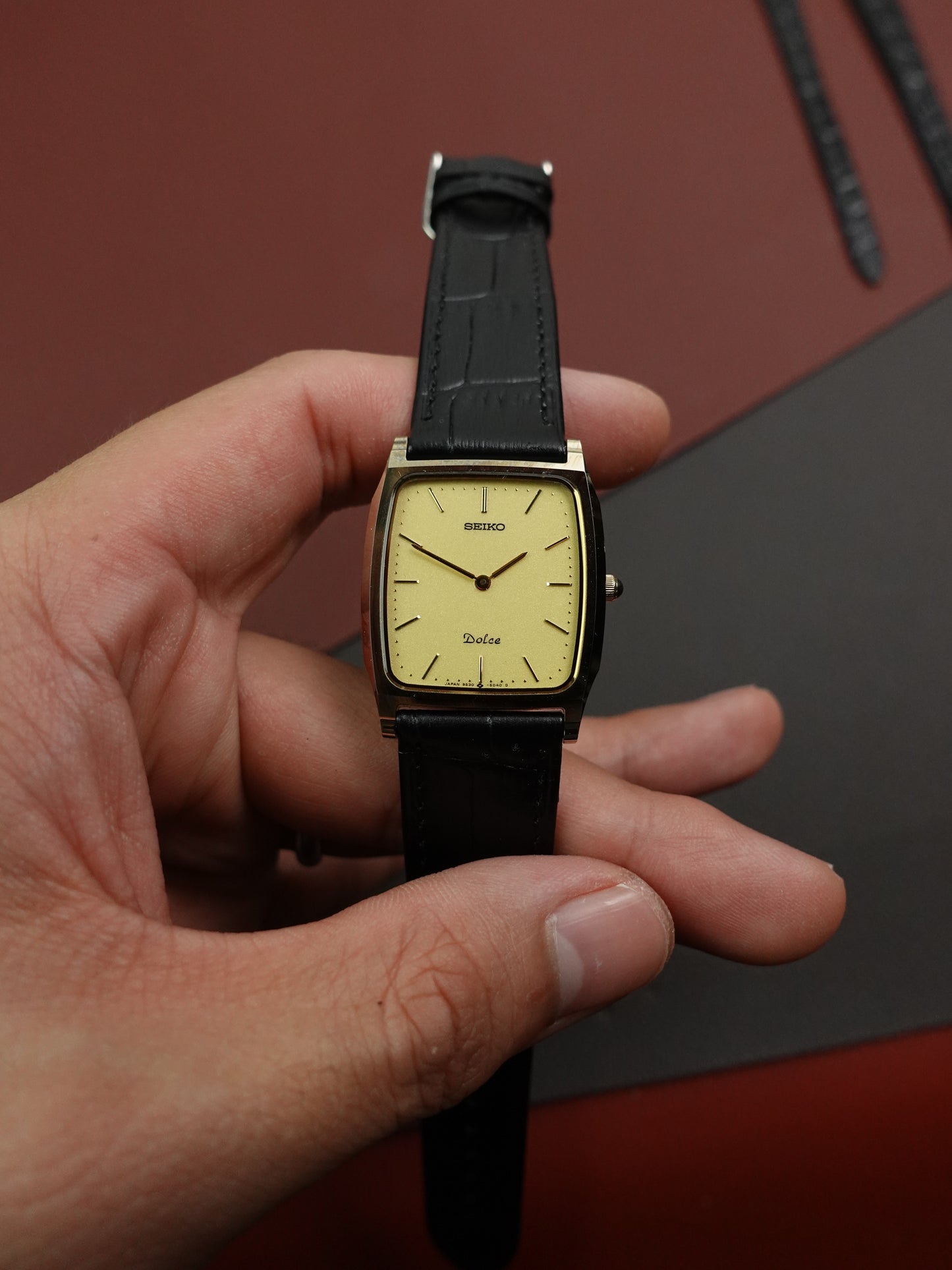 Seiko Dolce Tank extra-plat 9530-5030 Circa 1987 Tungsten Carbide Scratch resistant