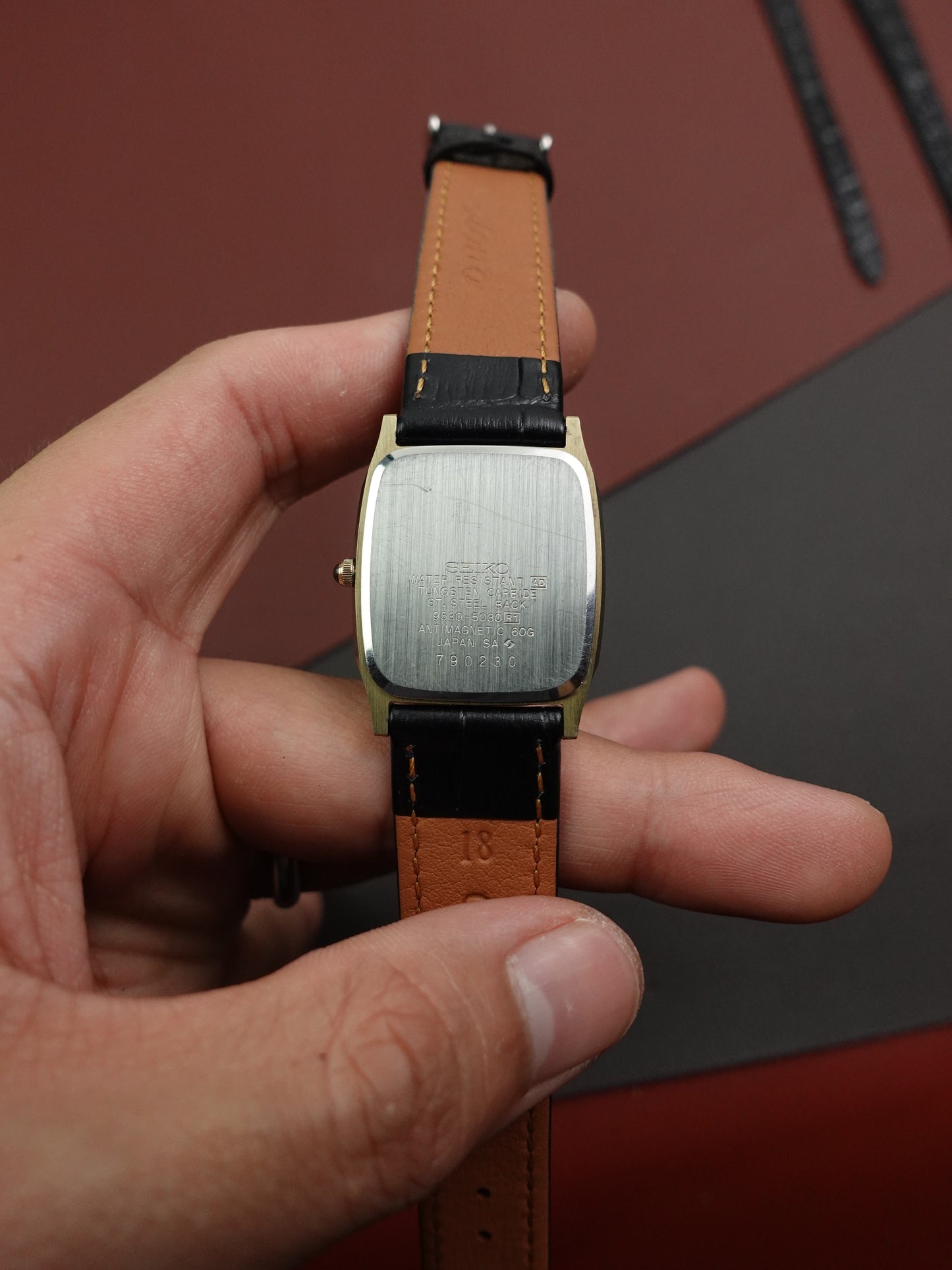 Seiko Dolce Tank extra-plat 9530-5030 Circa 1987 Tungsten Carbide Scratch resistant
