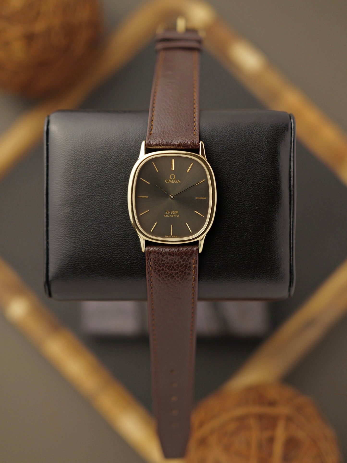 Omega De Ville “Ellipse” Anthracite Gold Ref. 191.0228 (circa 1982)