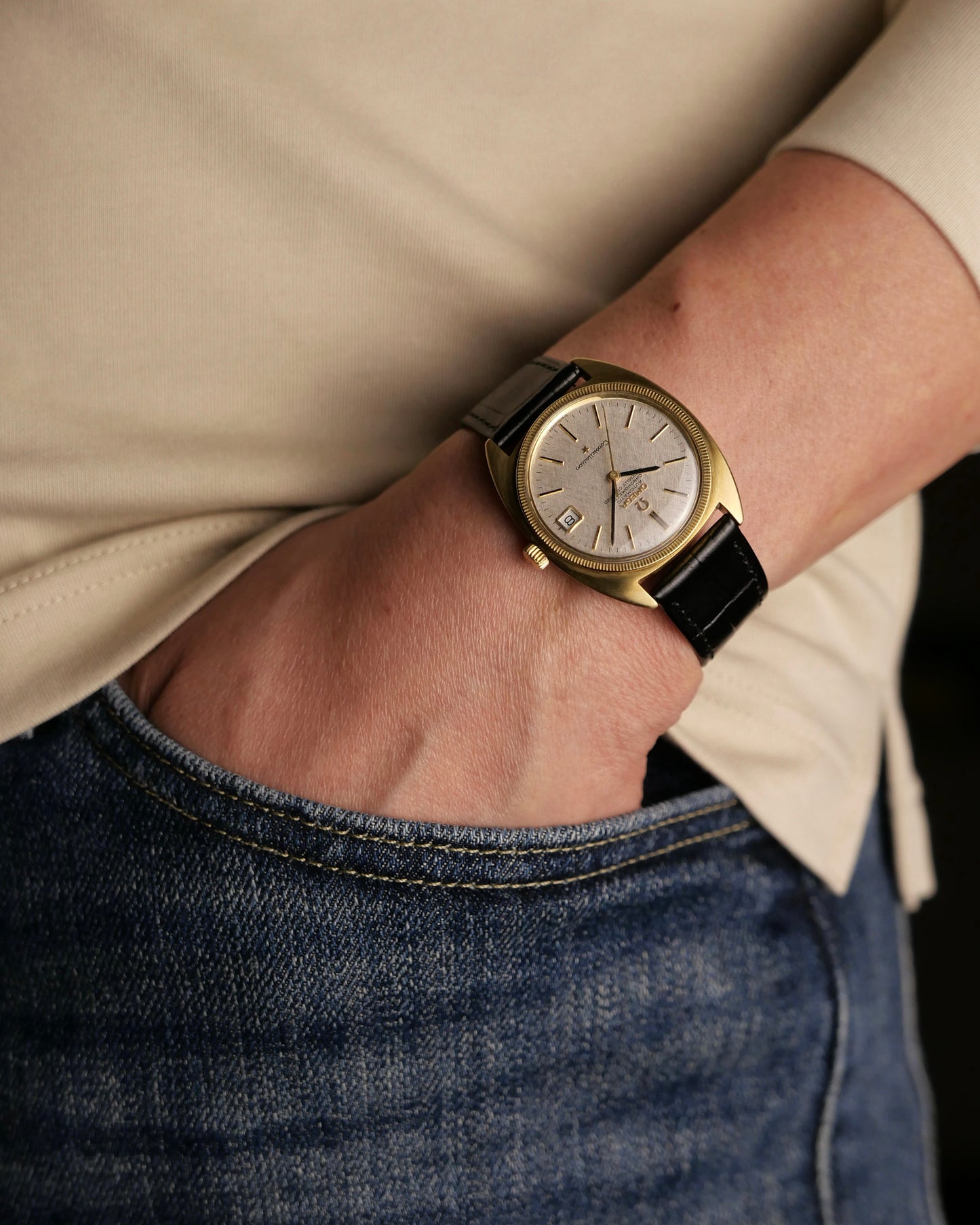 Omega Constellation Gold “C” Case Silver Linen Dial Ref. 168.027 (circa late 1960s)