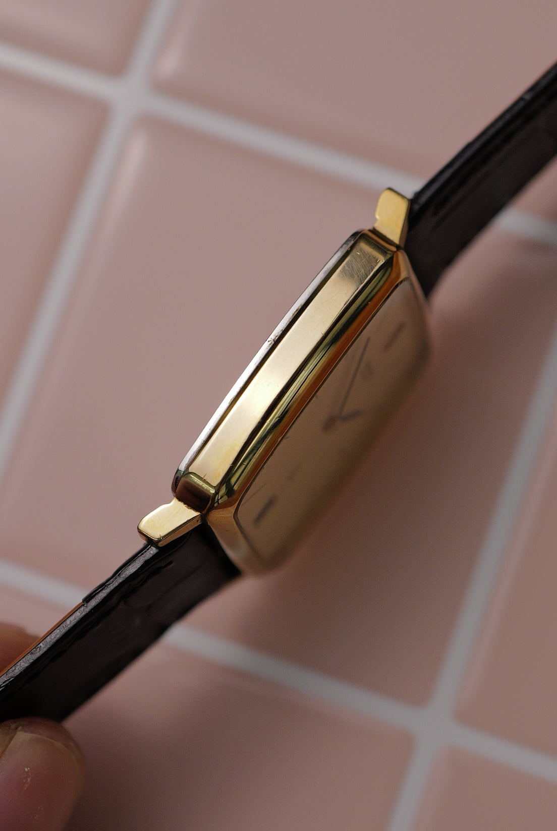 seiko Quartz Chariot Tank with Date function Circa. 1979