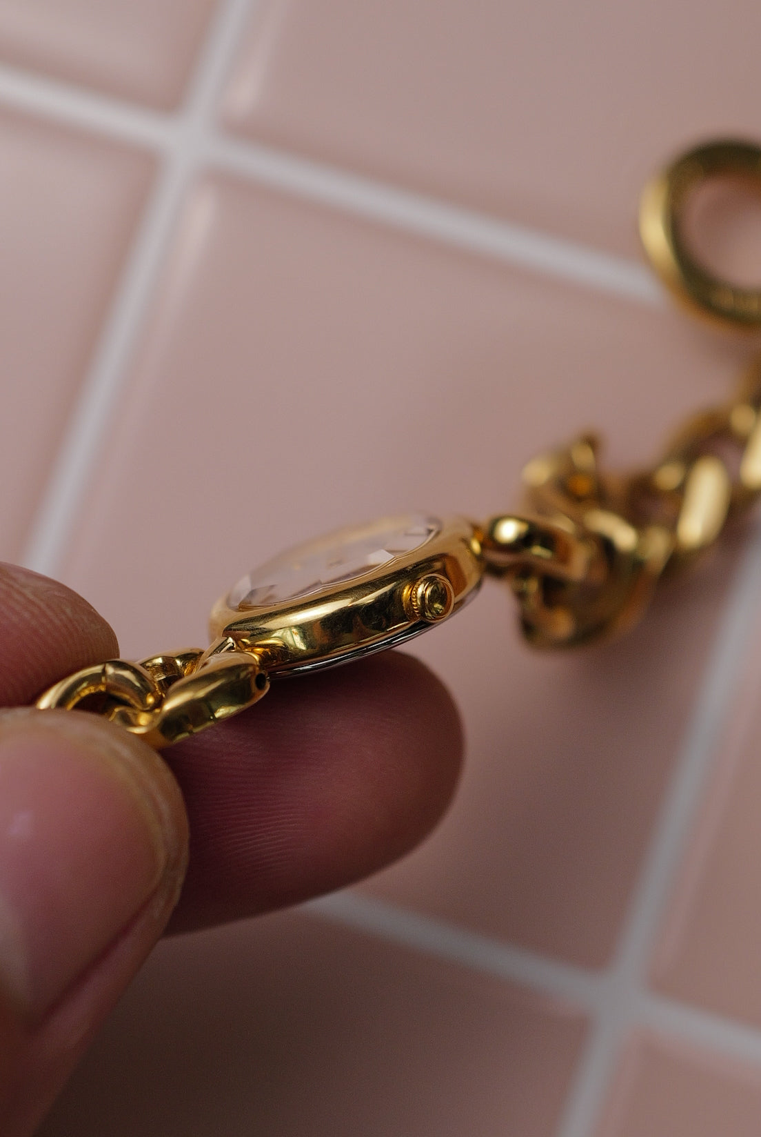 Seiko Tisse "Cuban Chain" Integrated Chain with Faceted Glass Circa.1994