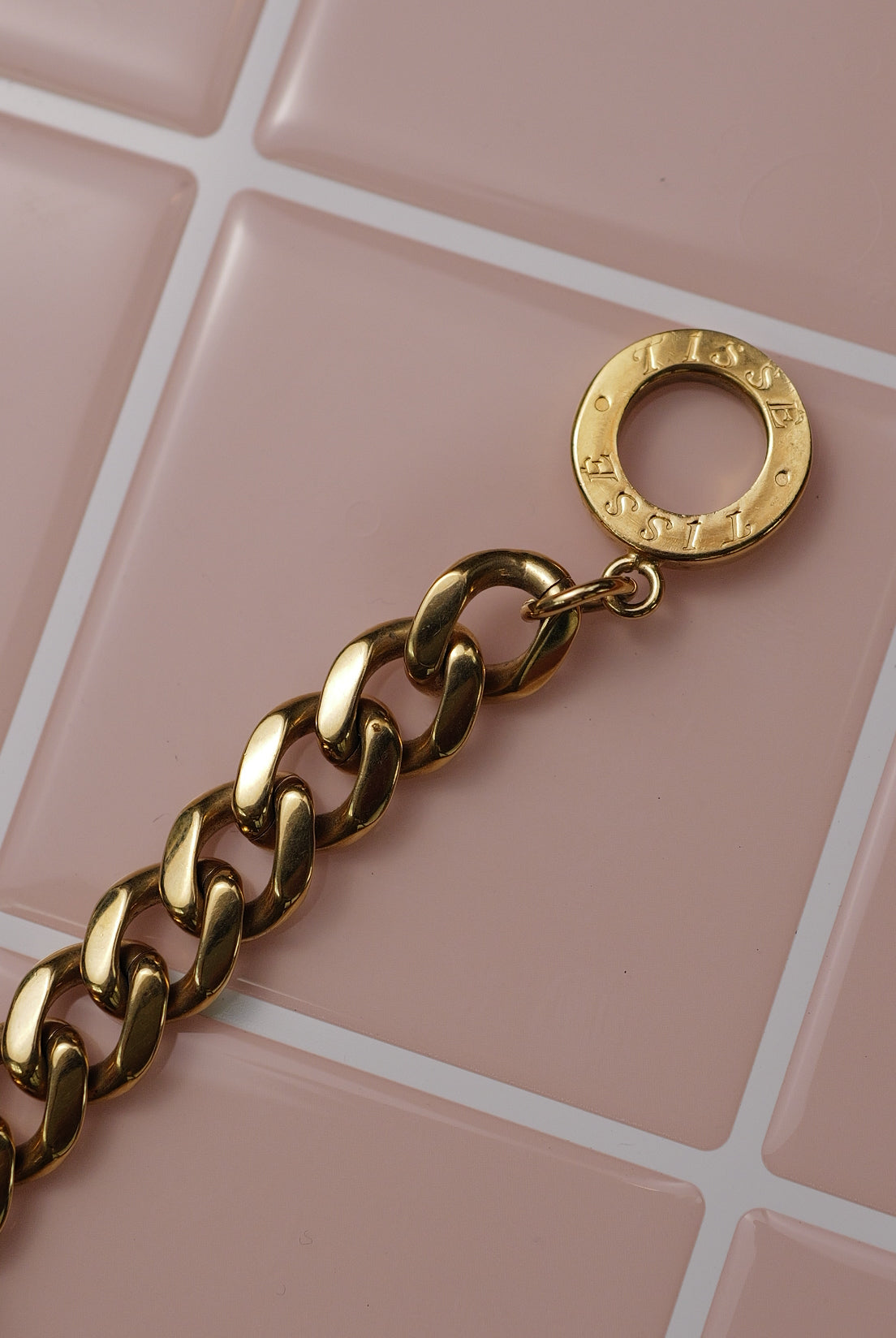 Seiko Tisse "Cuban Chain" Integrated Chain with Faceted Glass Circa.1994