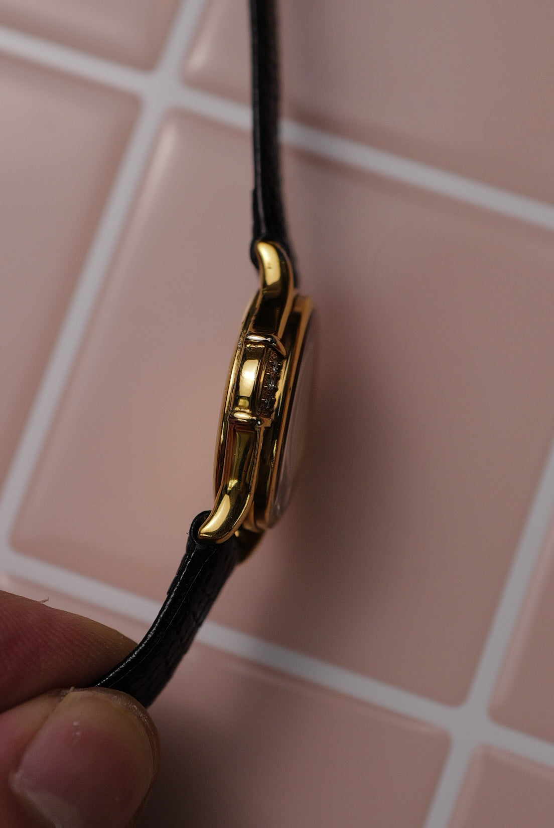 Seiko Exceline Art Deco Diamond Case with Pink Mother of Pearl Dial