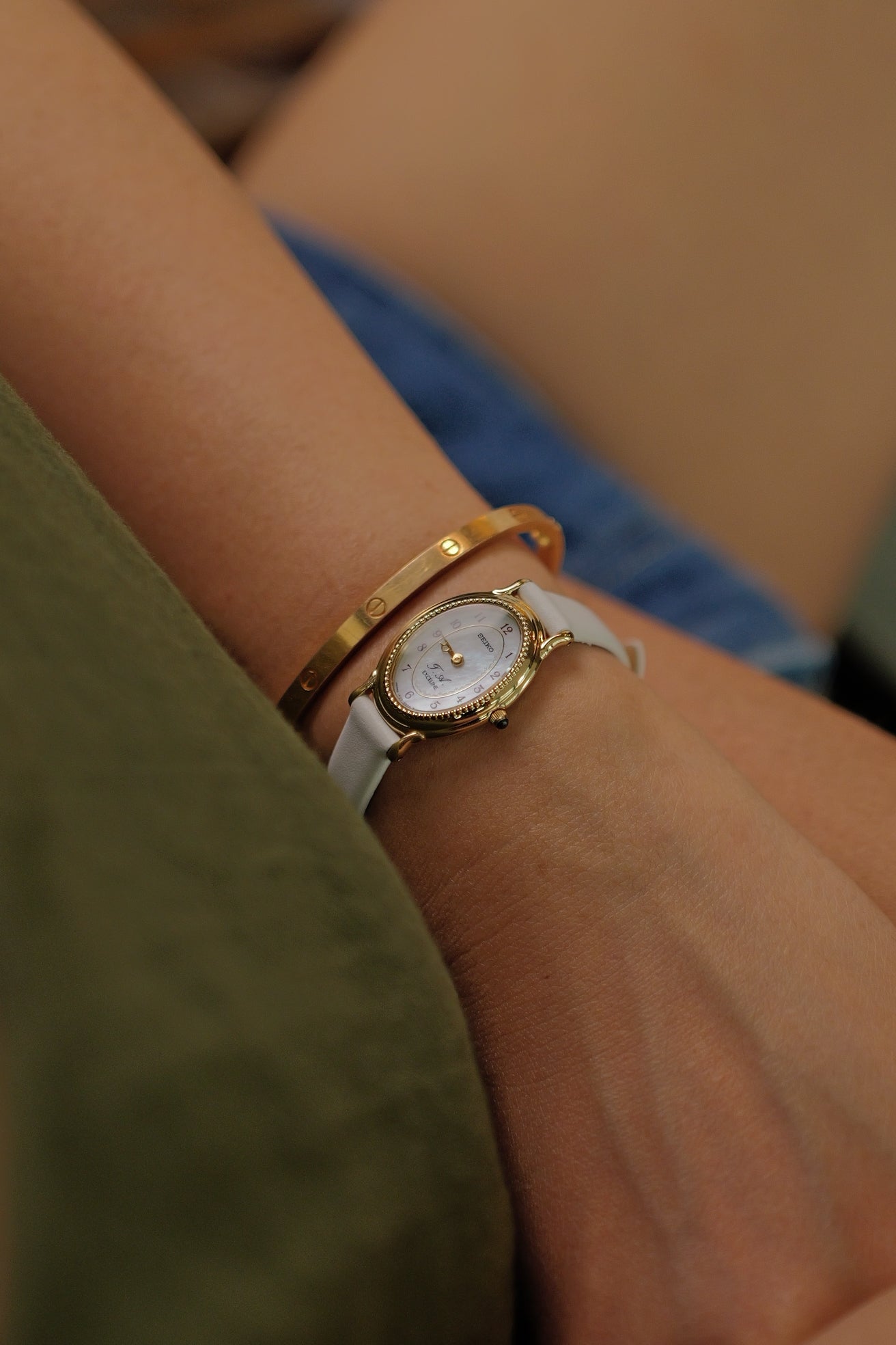 Seiko Exceline Mother of Pearl 1F20-2500 with beaded Bezel Special Dial engraving