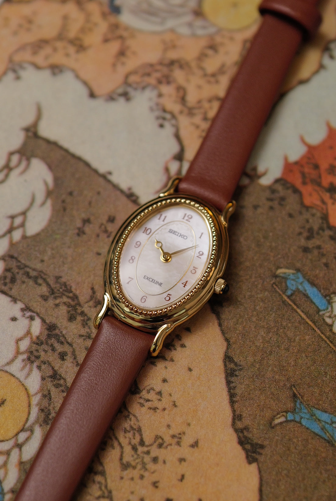 Seiko Exceline Mother of Pearl 1F20-2500 with beaded Bezel Circa. 1993