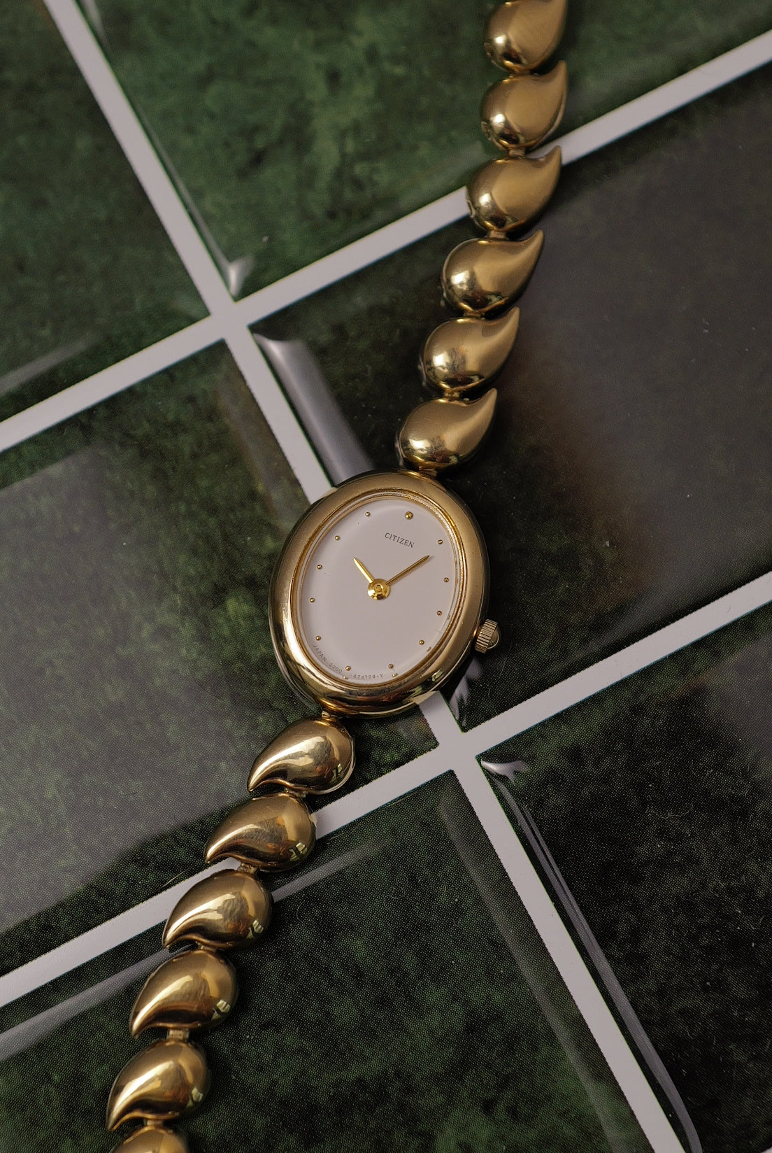 Citizen "Beaded Pearls" Bracelet Quartz Circa. 1987
