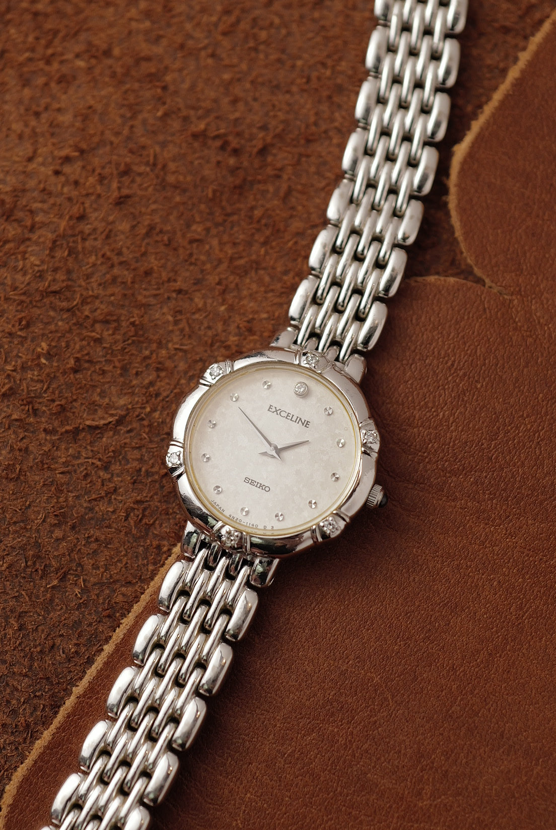 Seiko Exceline with bezel Diamonds 4N40-0640 Circa.1991