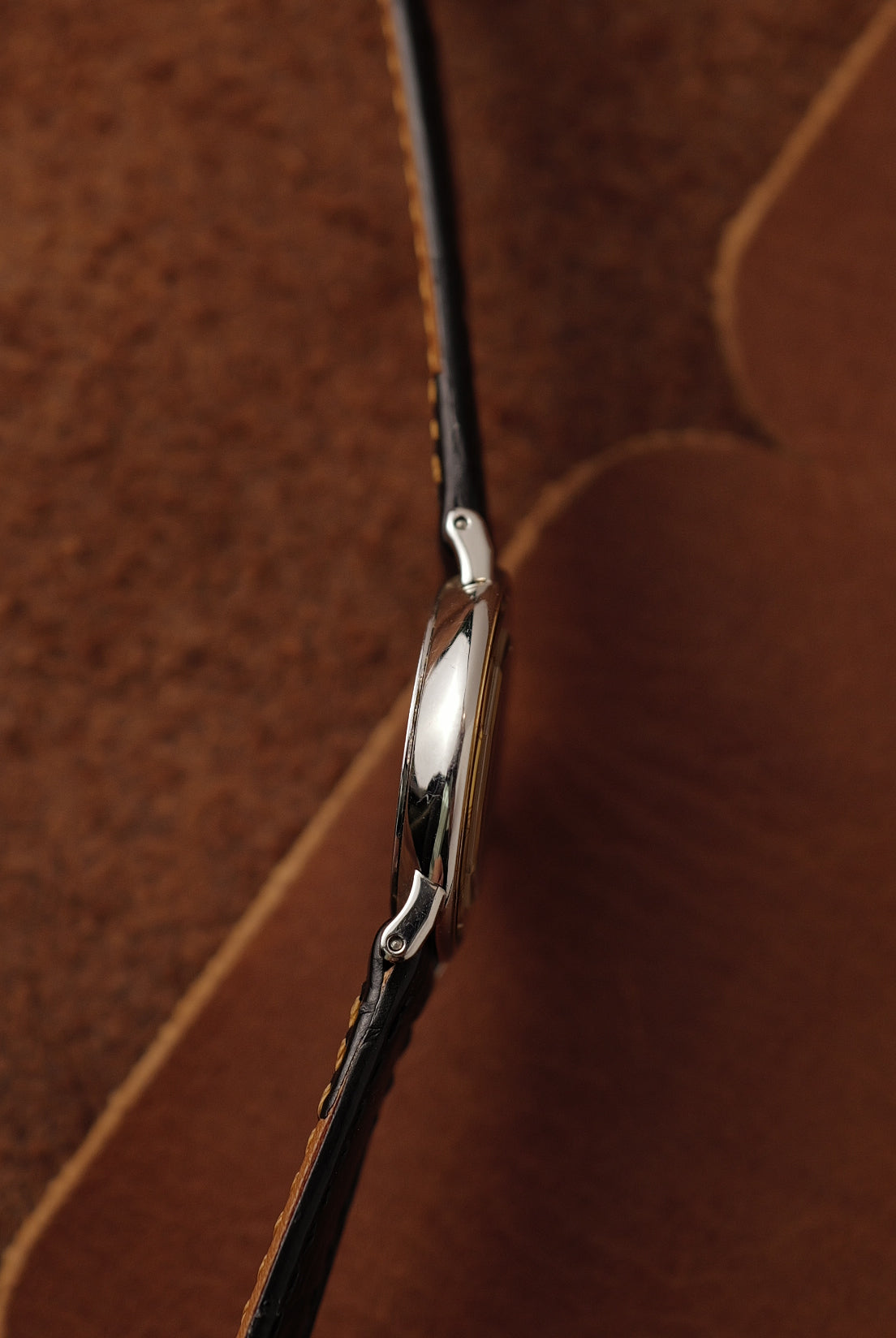 Ladies' Credor faceted glass 2F70-0300 with original buckle