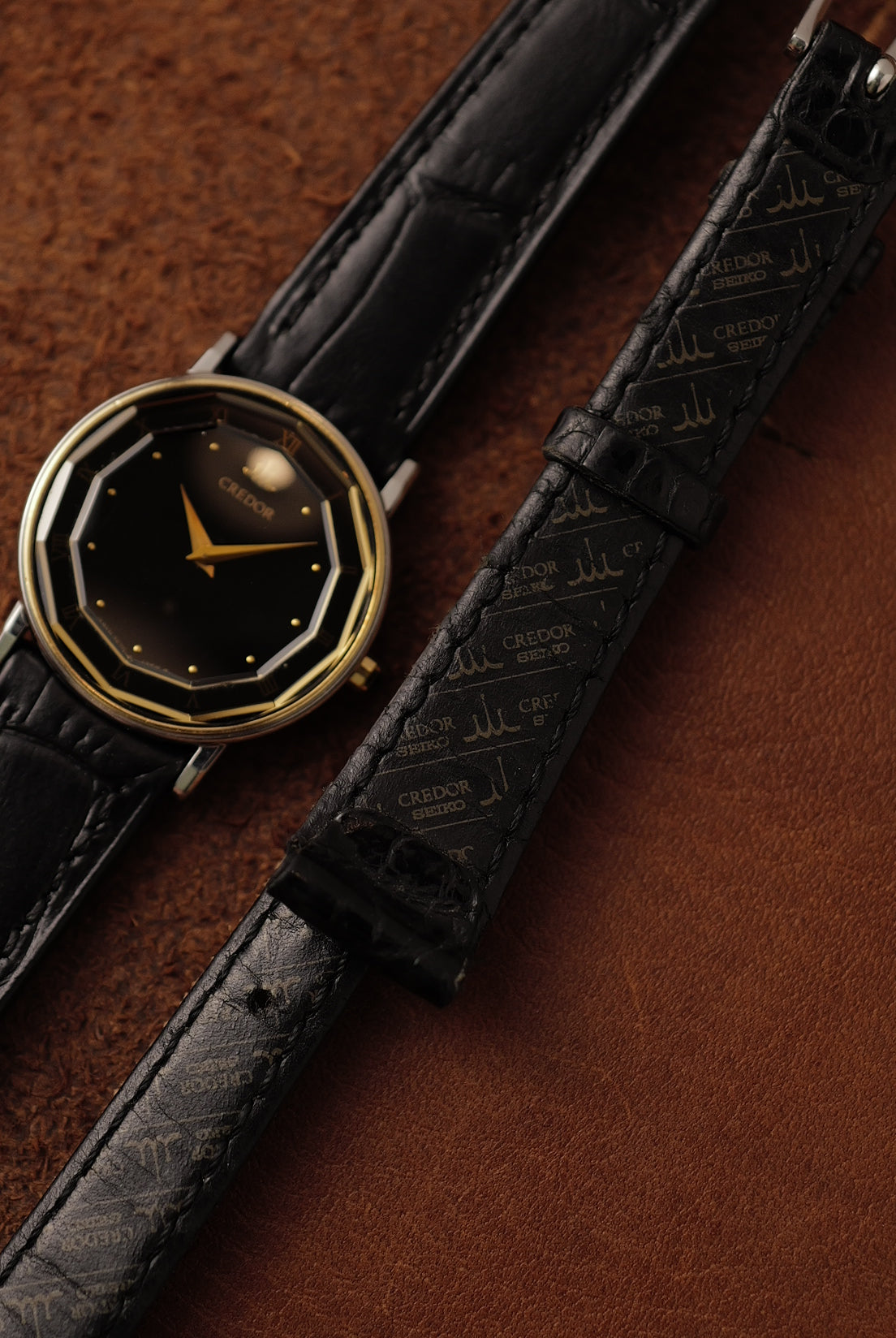 Ladies' Credor faceted glass 2F70-0300 with original buckle