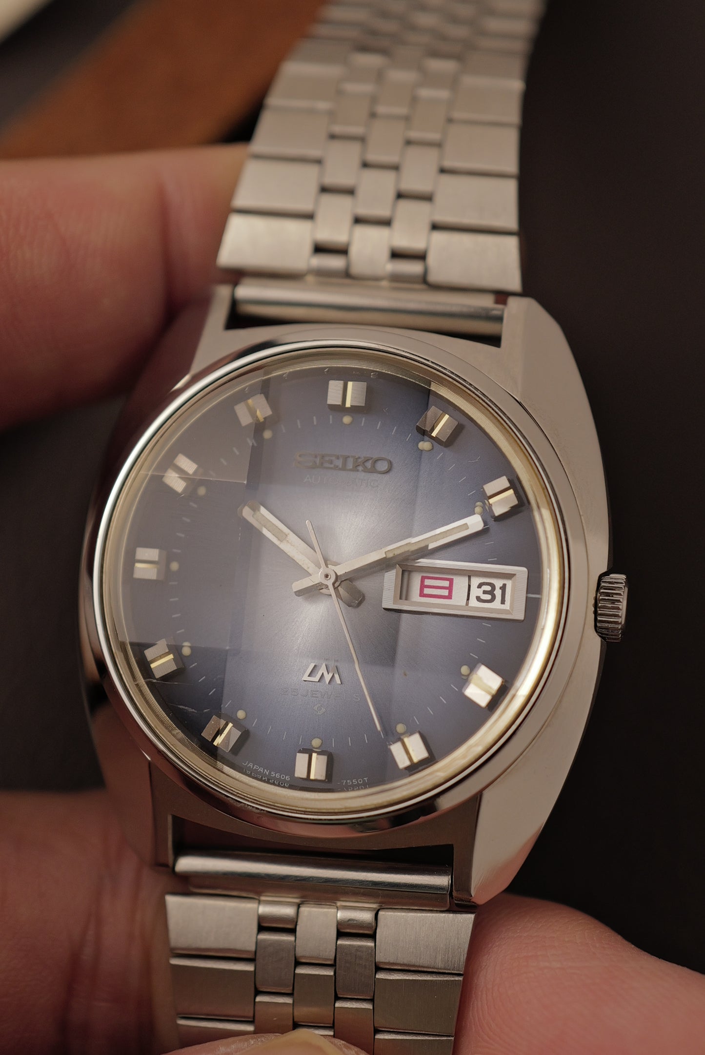 Seiko Lord Matic LM Gradient Dial with Faceted Circa. 1973