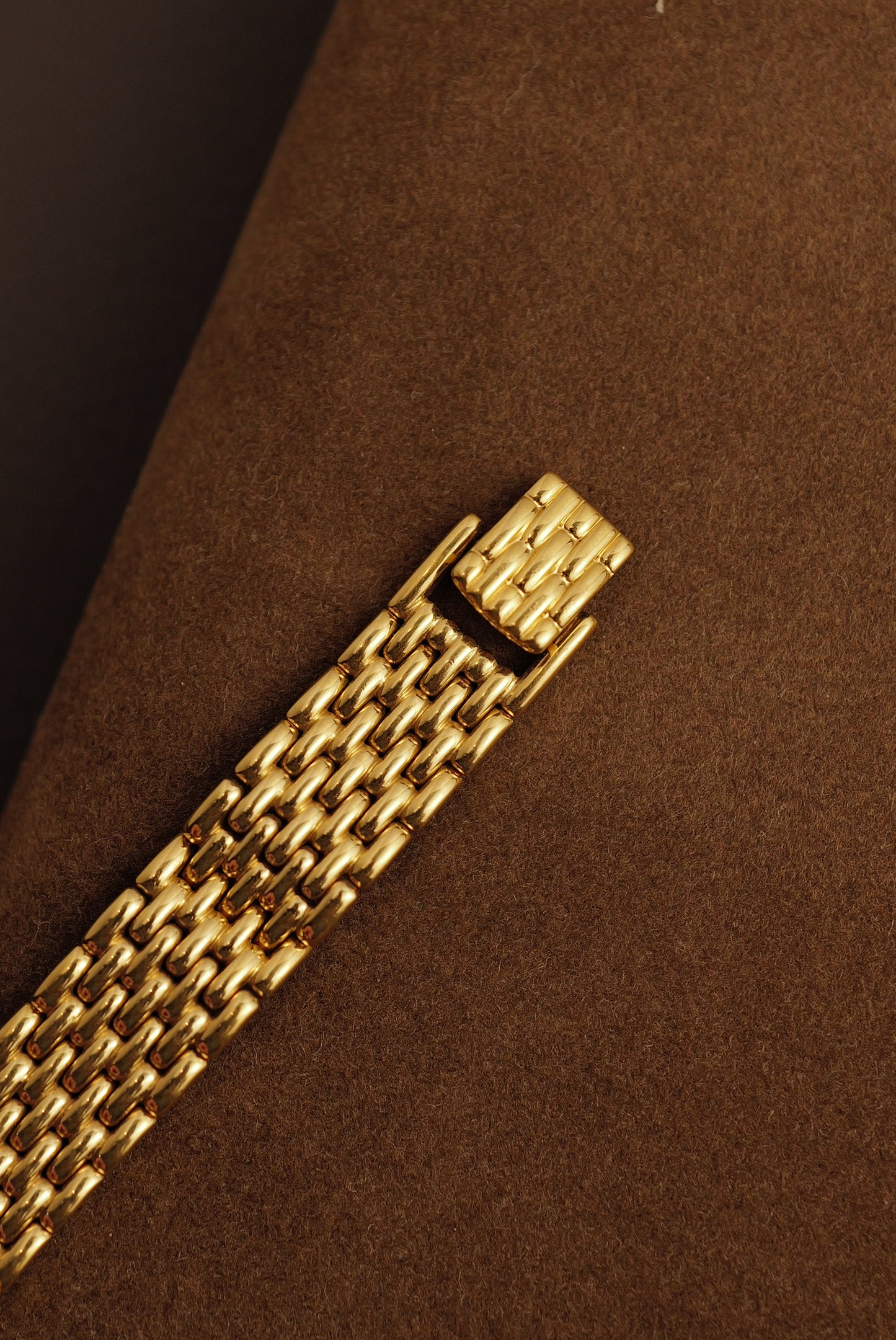 Seiko Exceline "Diamond Petal" Mother of Pearl Dial Circa. 1990