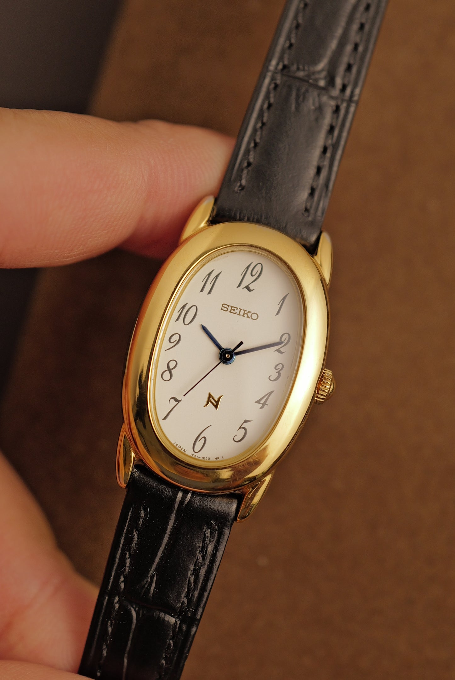 Seiko Ladies "Baignoire" Gold Circa. 1995