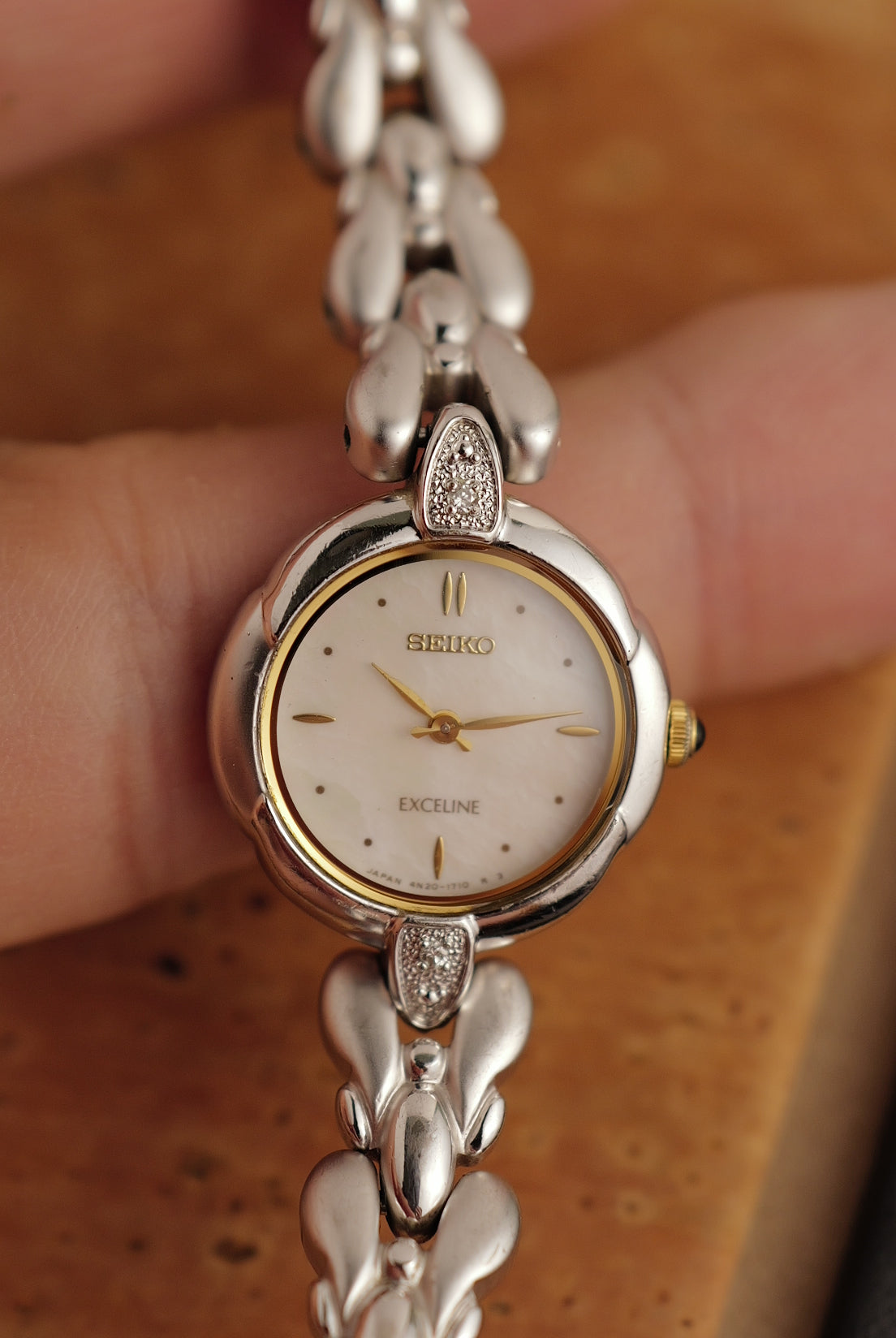 Seiko Exceline Mother of Pearl Gem set Circa. 1994