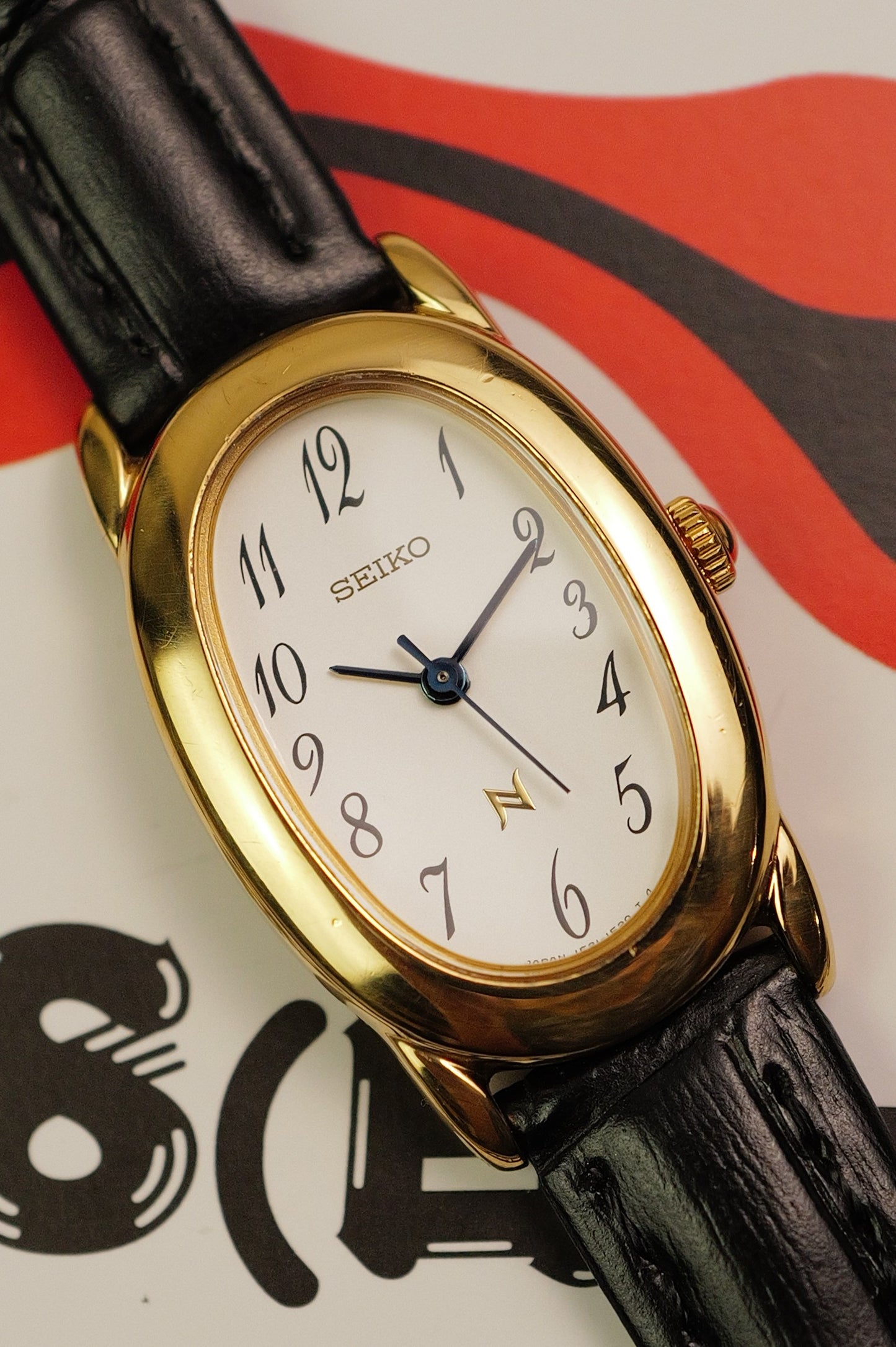 Seiko Ladies "Baignoire" Gold