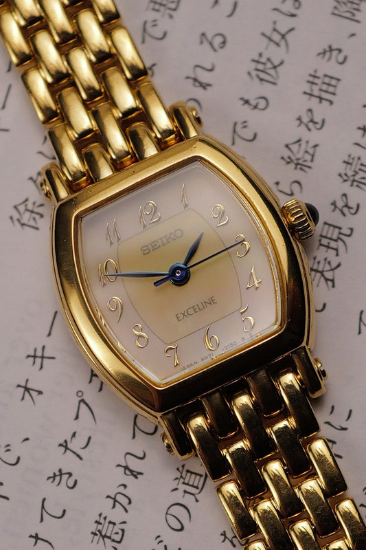 Seiko Exeline Tortue Mother of Pearl Dial with original bracelet  Circa.1996