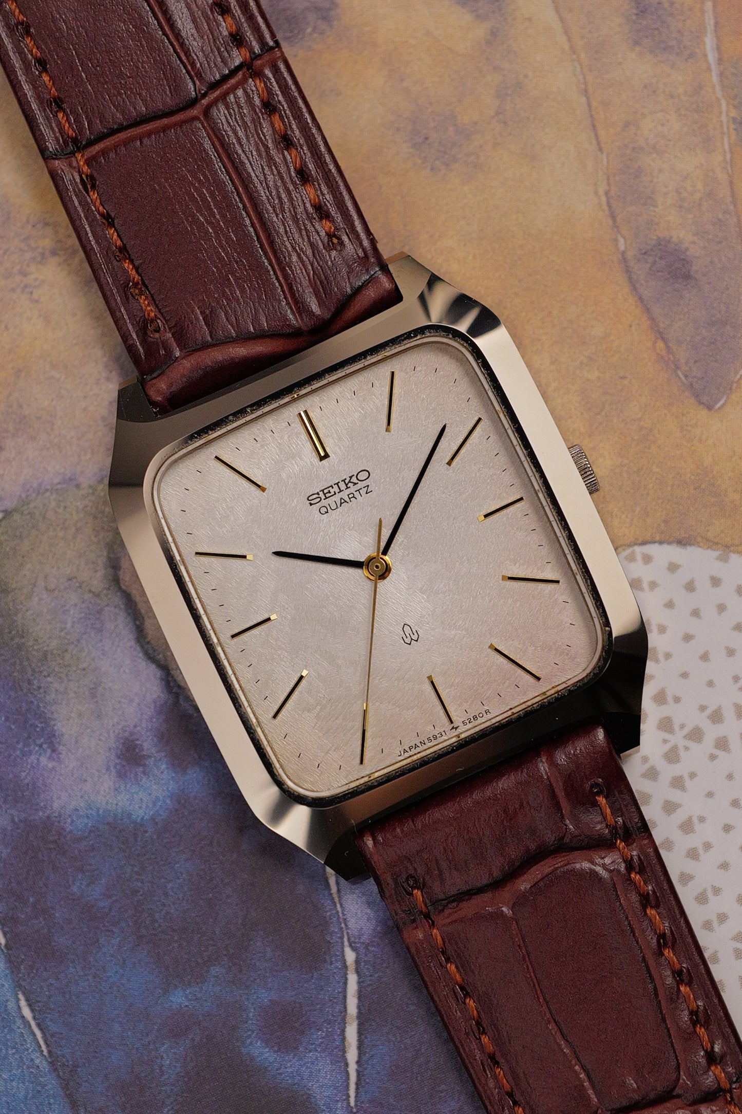 Seiko Quartz 5931-5260 scratch resistant Case Circa.1980s