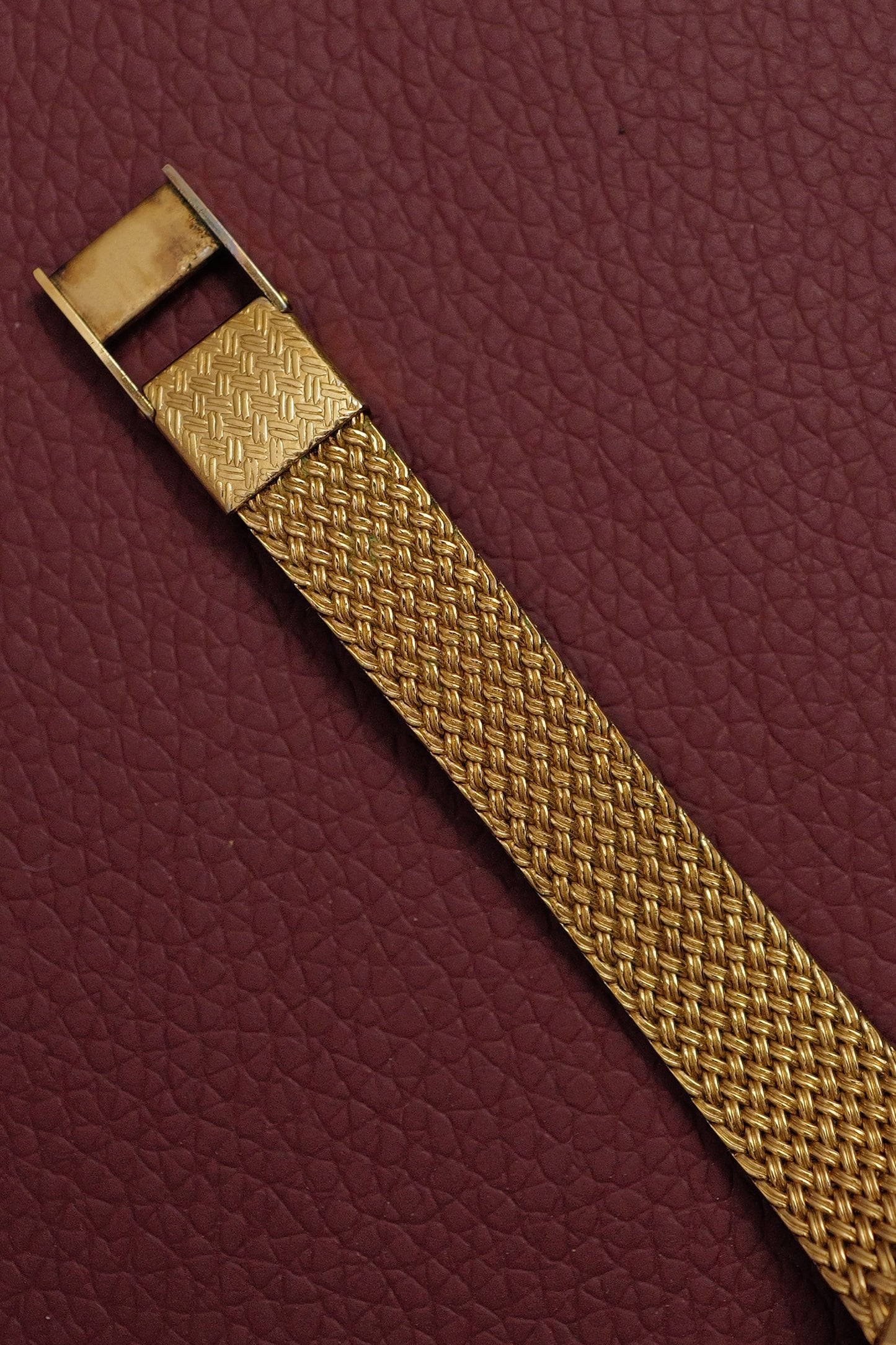 Ladies Rado Quartz Sunburst Gold integrated bracelet 110.9501.2