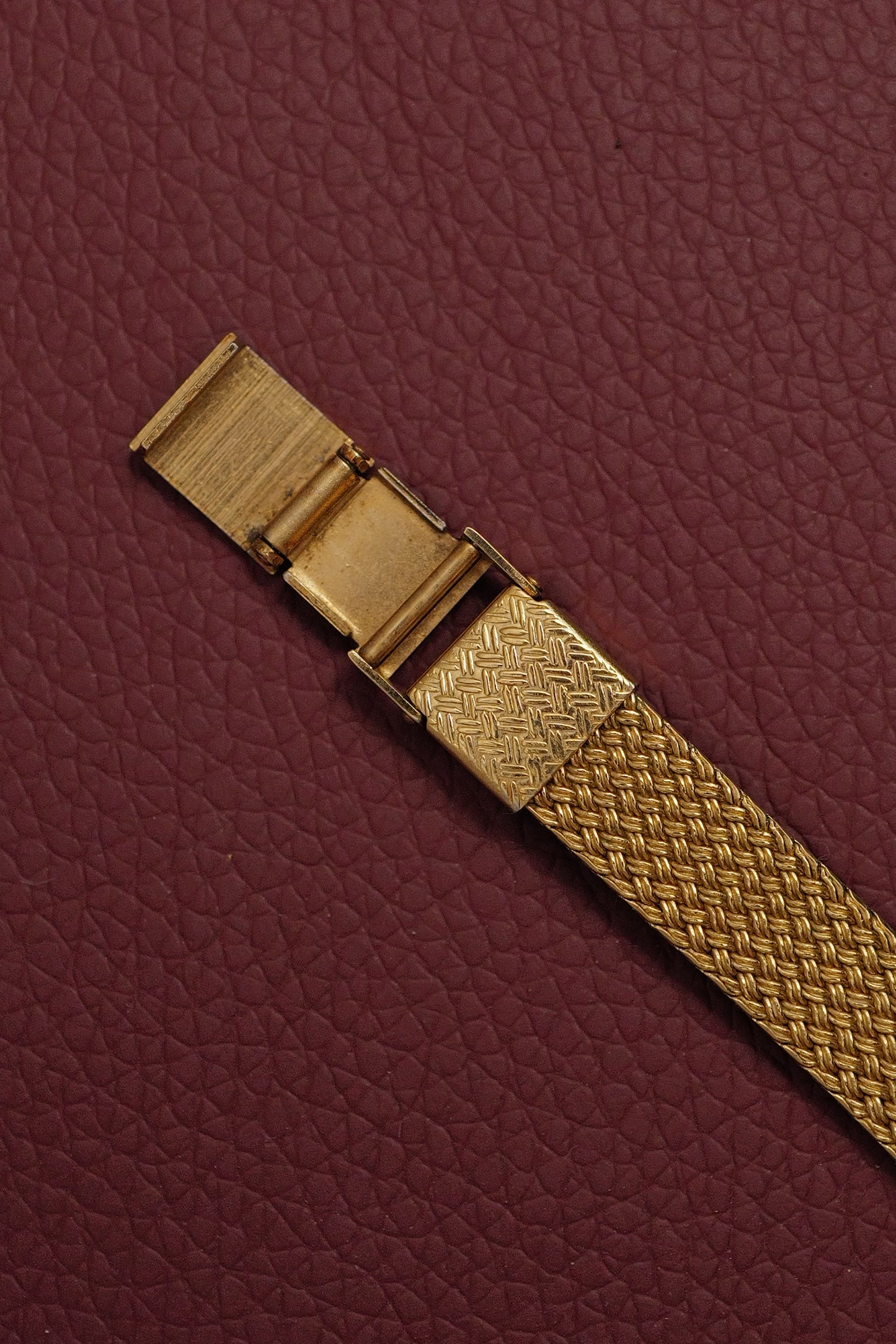 Ladies Rado Quartz Sunburst Gold integrated bracelet 110.9501.2