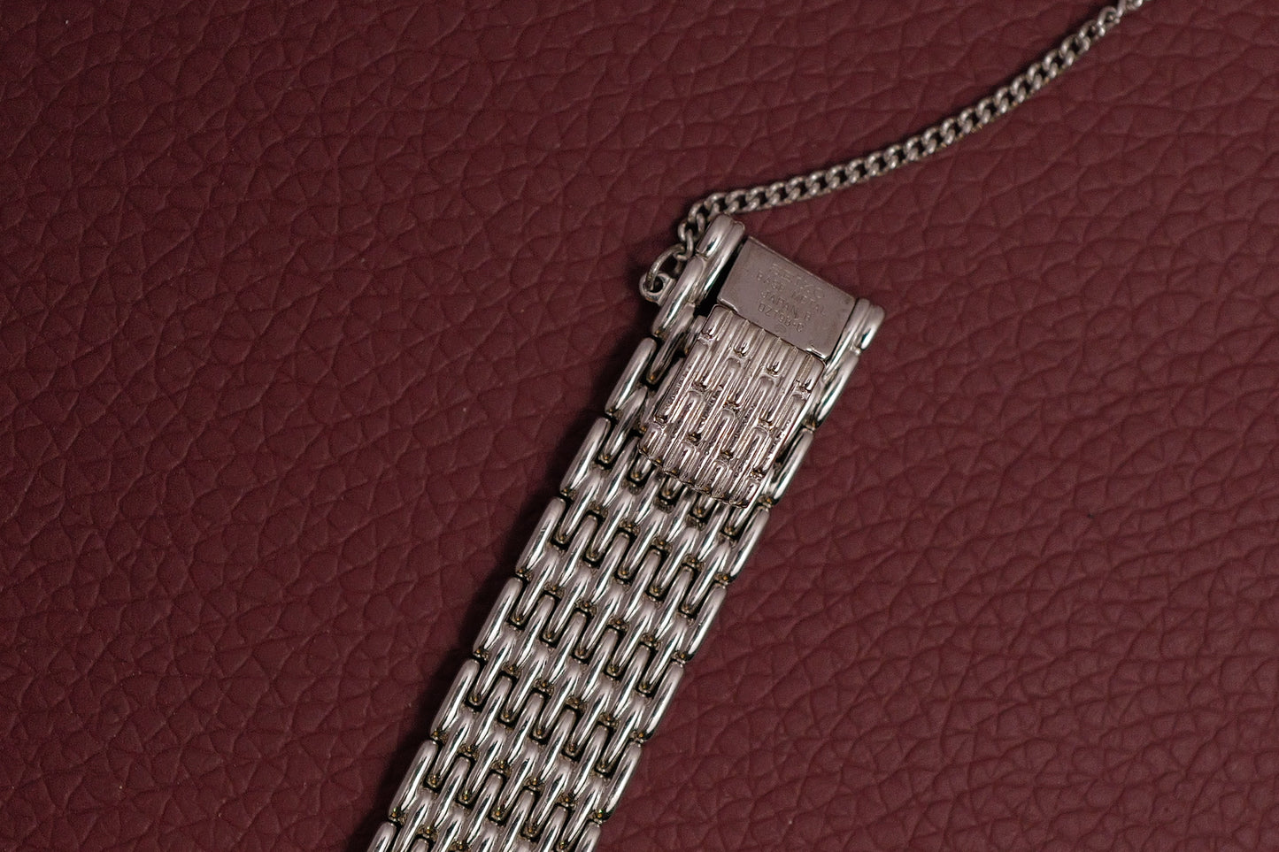 Seiko Exceline Mother of Pearl "Sapphire' 4N20-0380