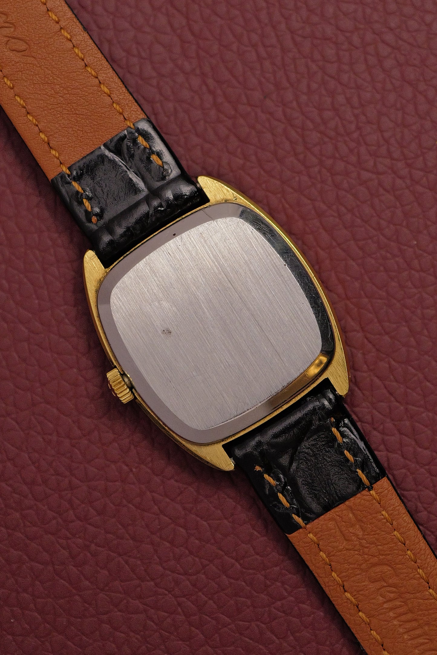 Omega De-ville Cushion Case Roman numeral Manual Winding