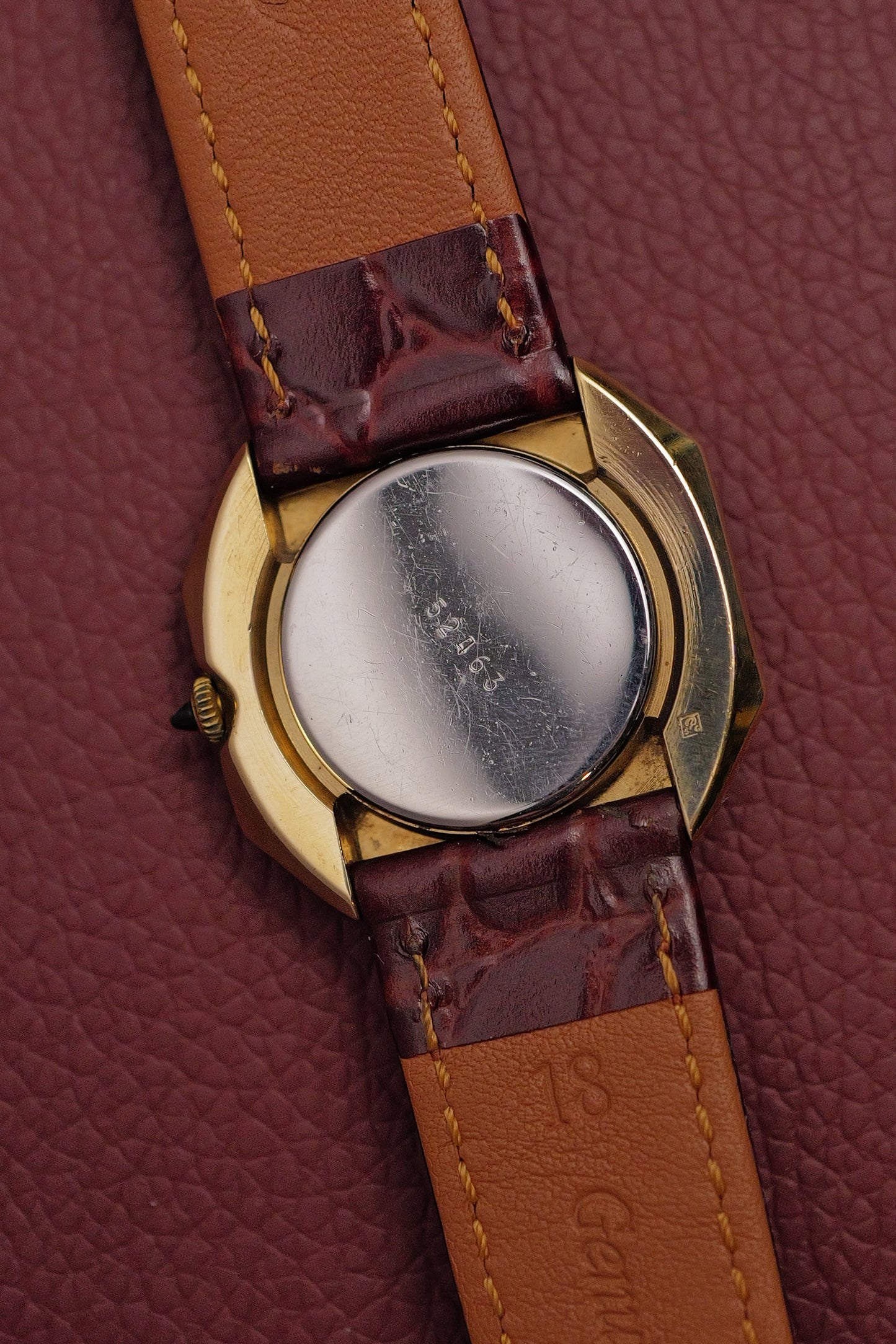 Lanvin "pebble" step case manual winding