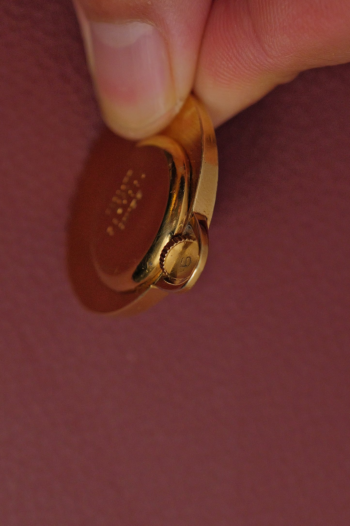 Guilloche Cased Seiko Pendent 21-7160 Manual Winding 1987
