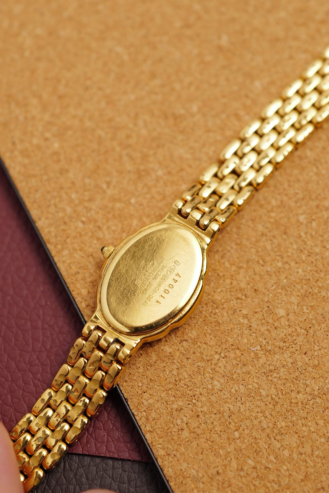 Seiko Exceline Mother of Pearl with gemstones 1F20-6D80