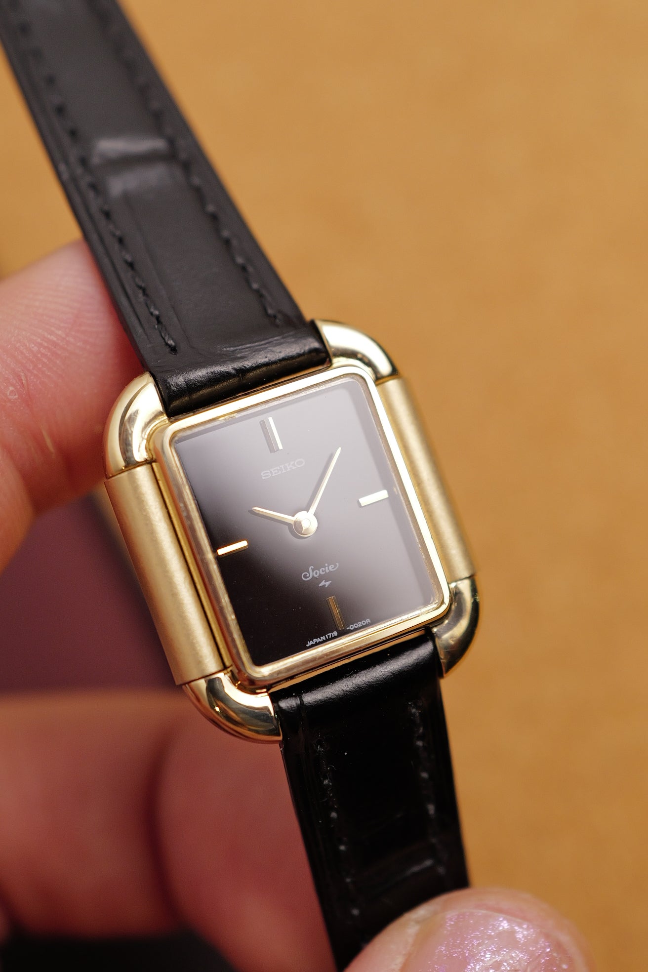 Seiko Socie Manual Winding with Caseback Winding crown 1719-3000