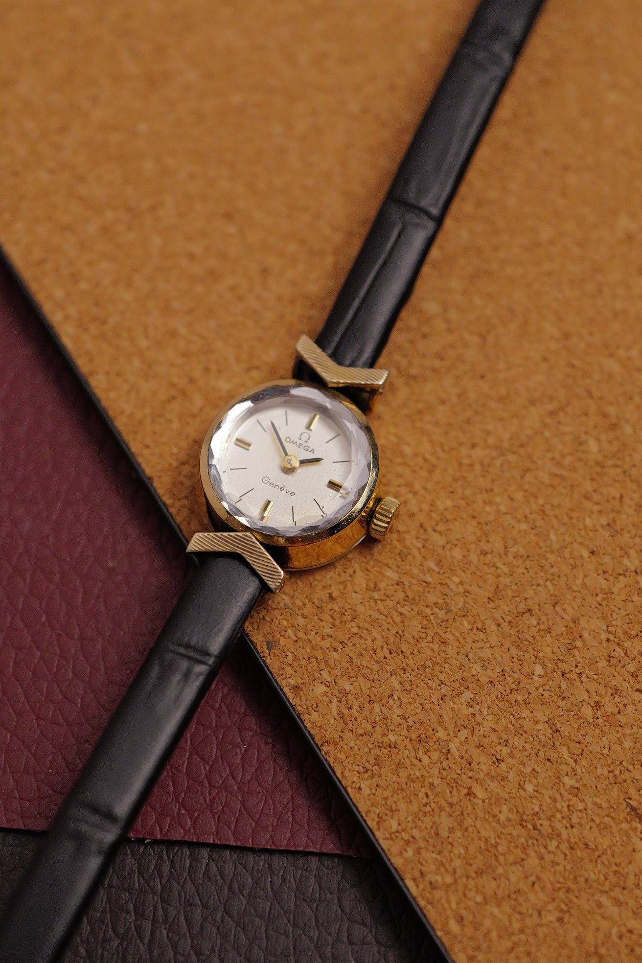 Ladies Omega Art Deco case Cal.1070 manual winding