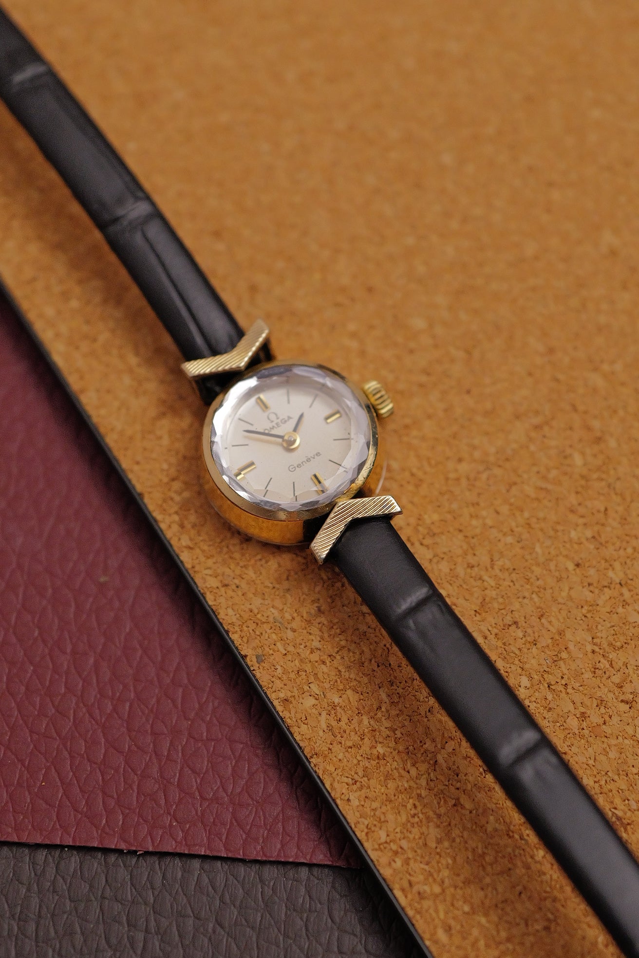 Ladies Omega Art Deco case Cal.1070 manual winding