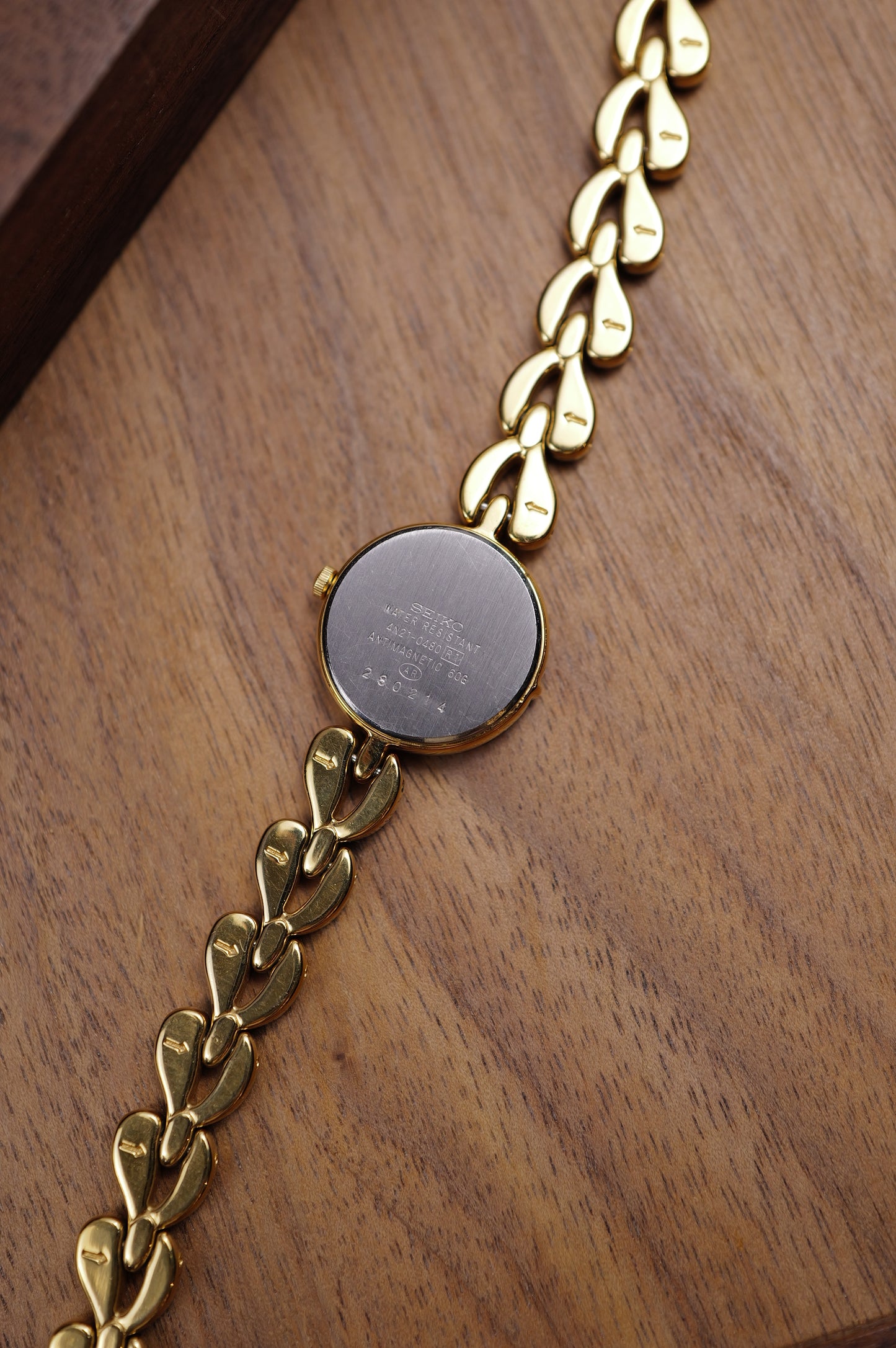 Seiko lucent Teardrop Bracelet 4N21-0480 Circa.1992
