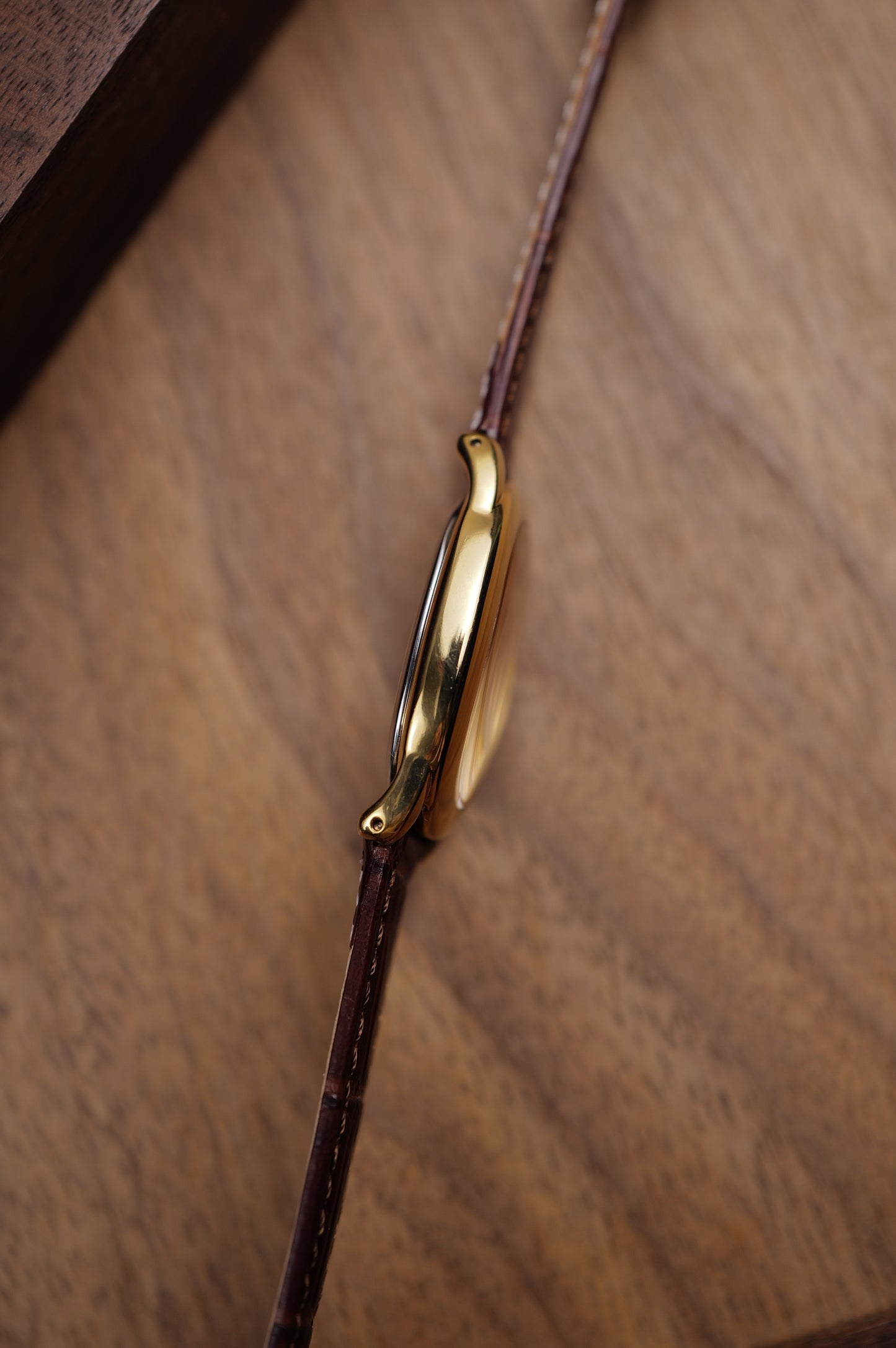 Seiko Ladies "Baignoire" Gold