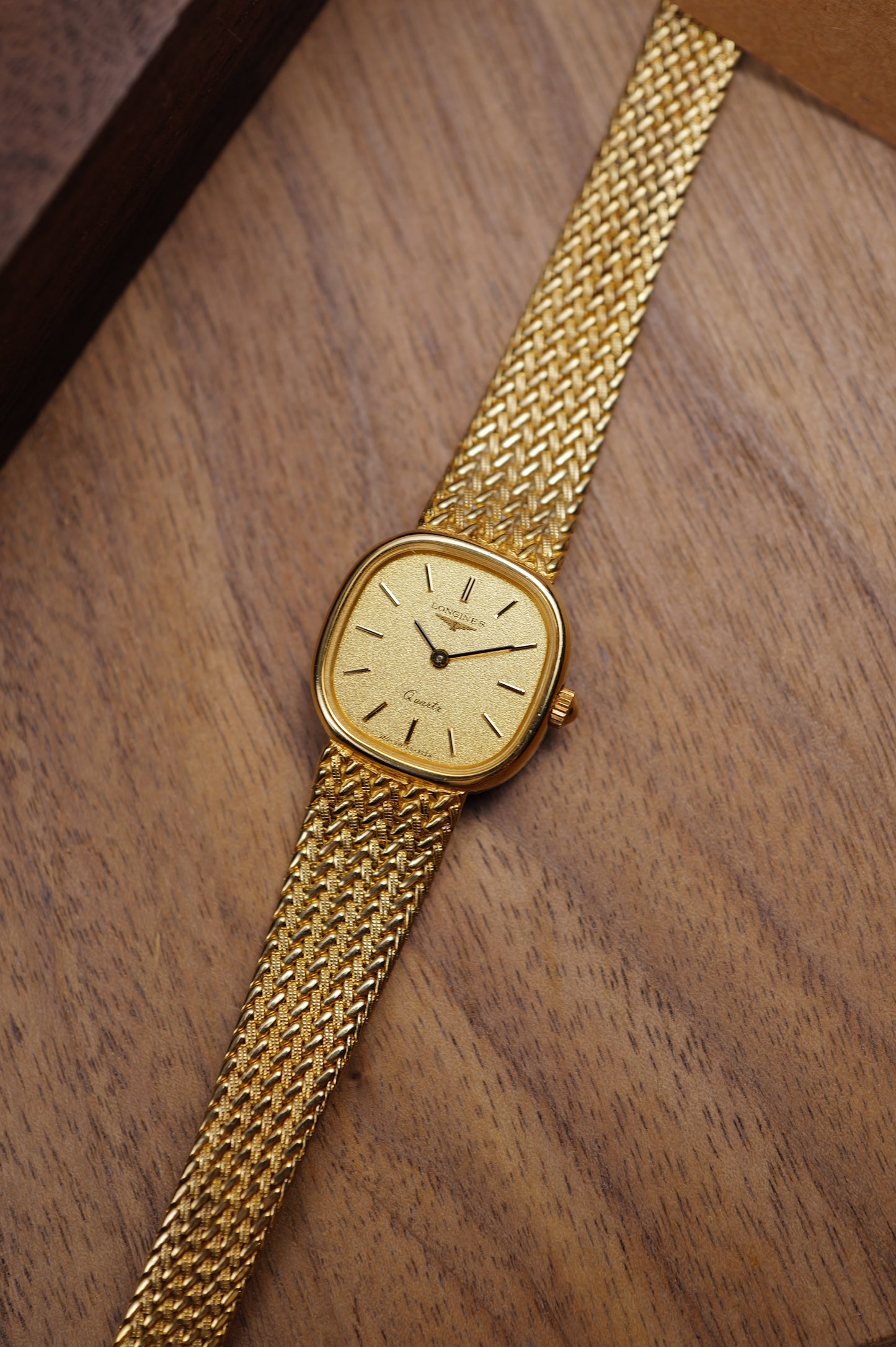 Longines integrated Bracelet Ladies Quartz with adjustable buckle