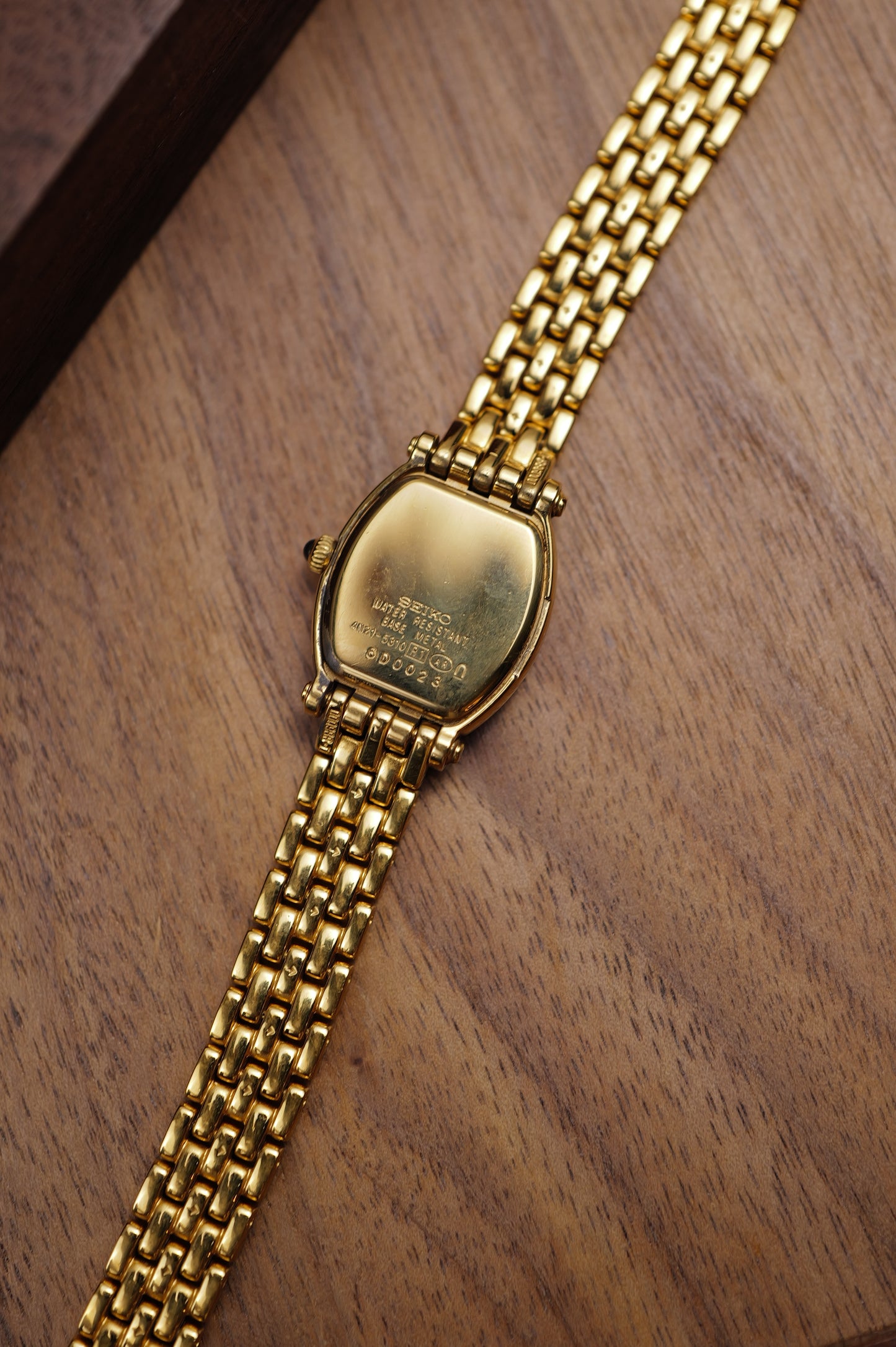 Seiko Exeline Tortue Mother of Pearl Dial with original bracelet Circa.1996