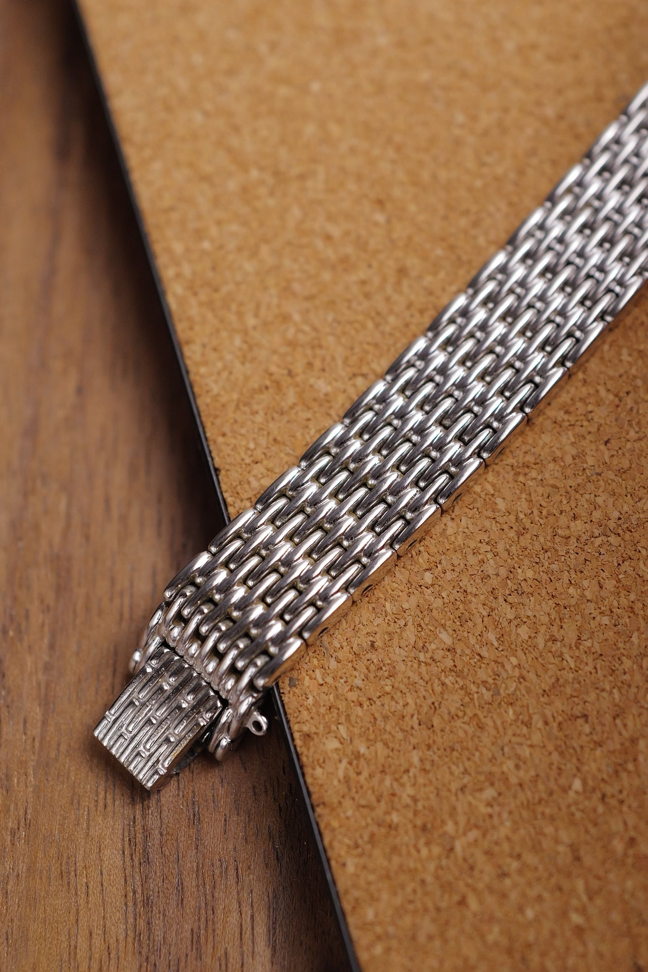 Seiko Exceline Mother of Pearl "Sapphire' 4N20-0380
