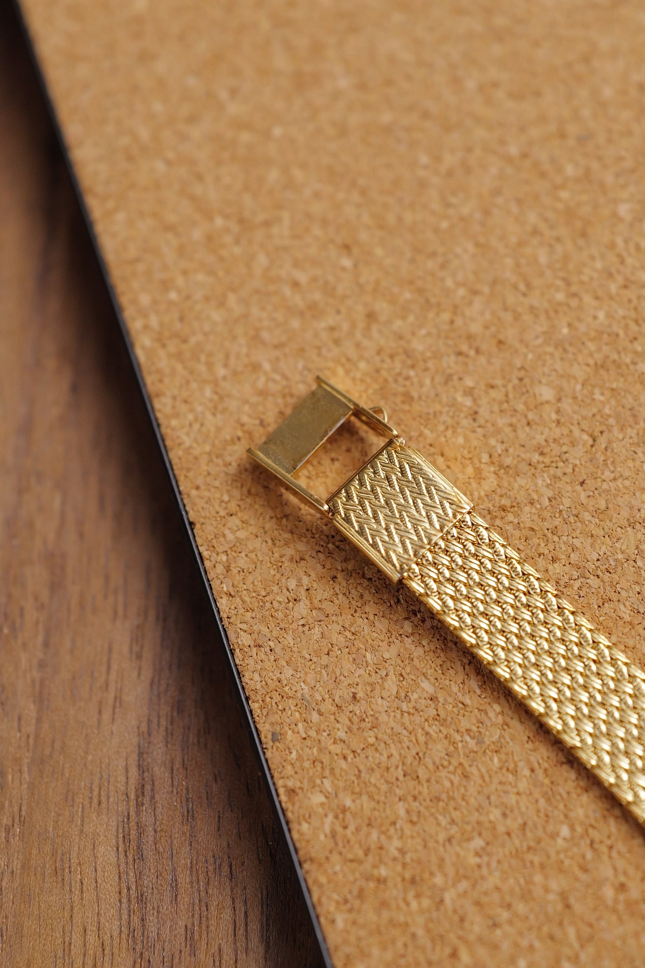 Ladies Seiko Exceline integrated bracelet 1221-5410 Circa. 1984