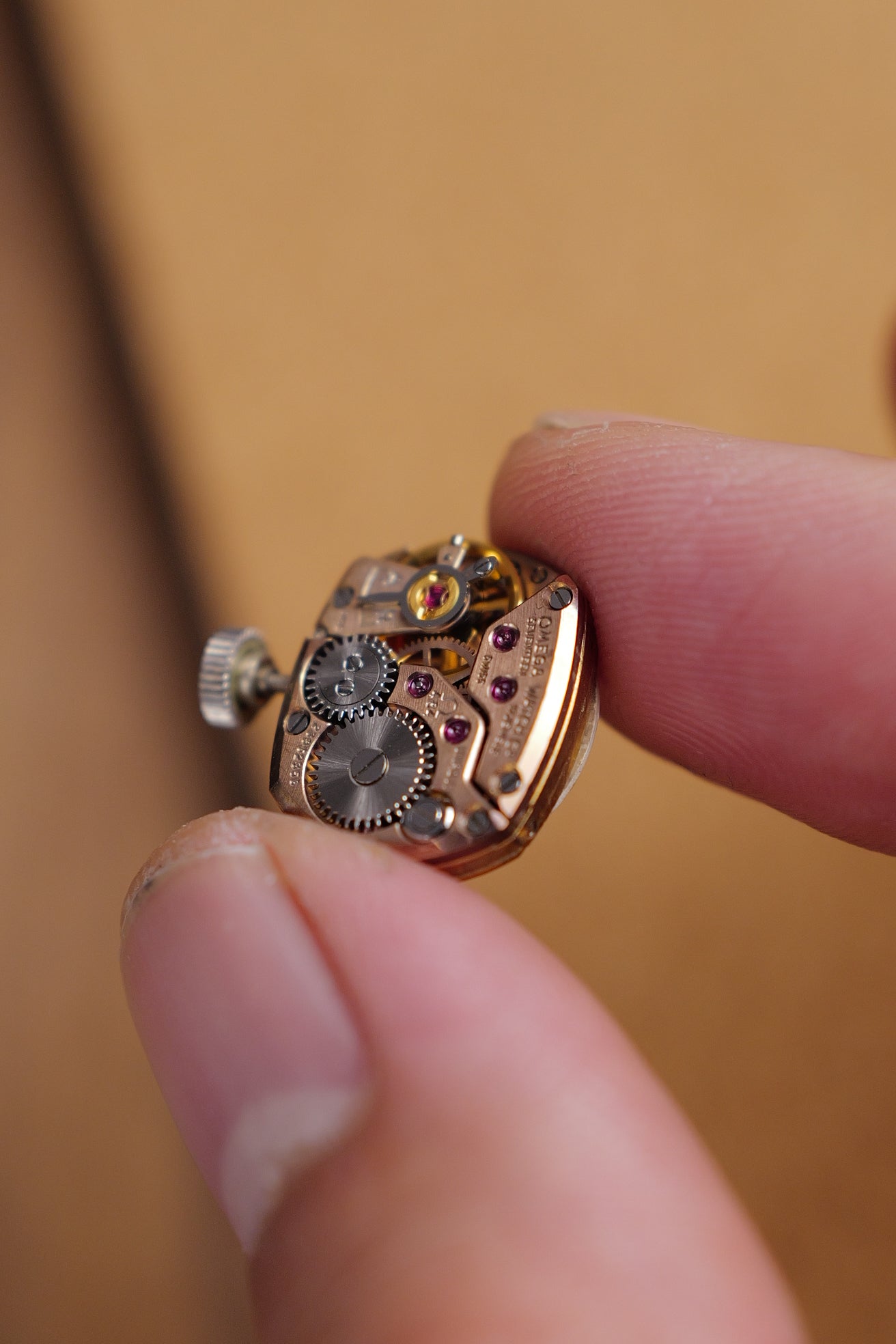 Omega De ville with faceted Glass dome Cal.485 cocktail ladies watch