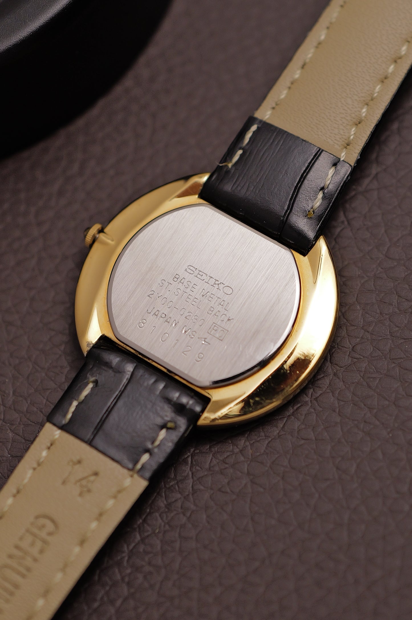 Seiko Lucent "Donu Pebble" 2Y00-0230 Circa. 1998