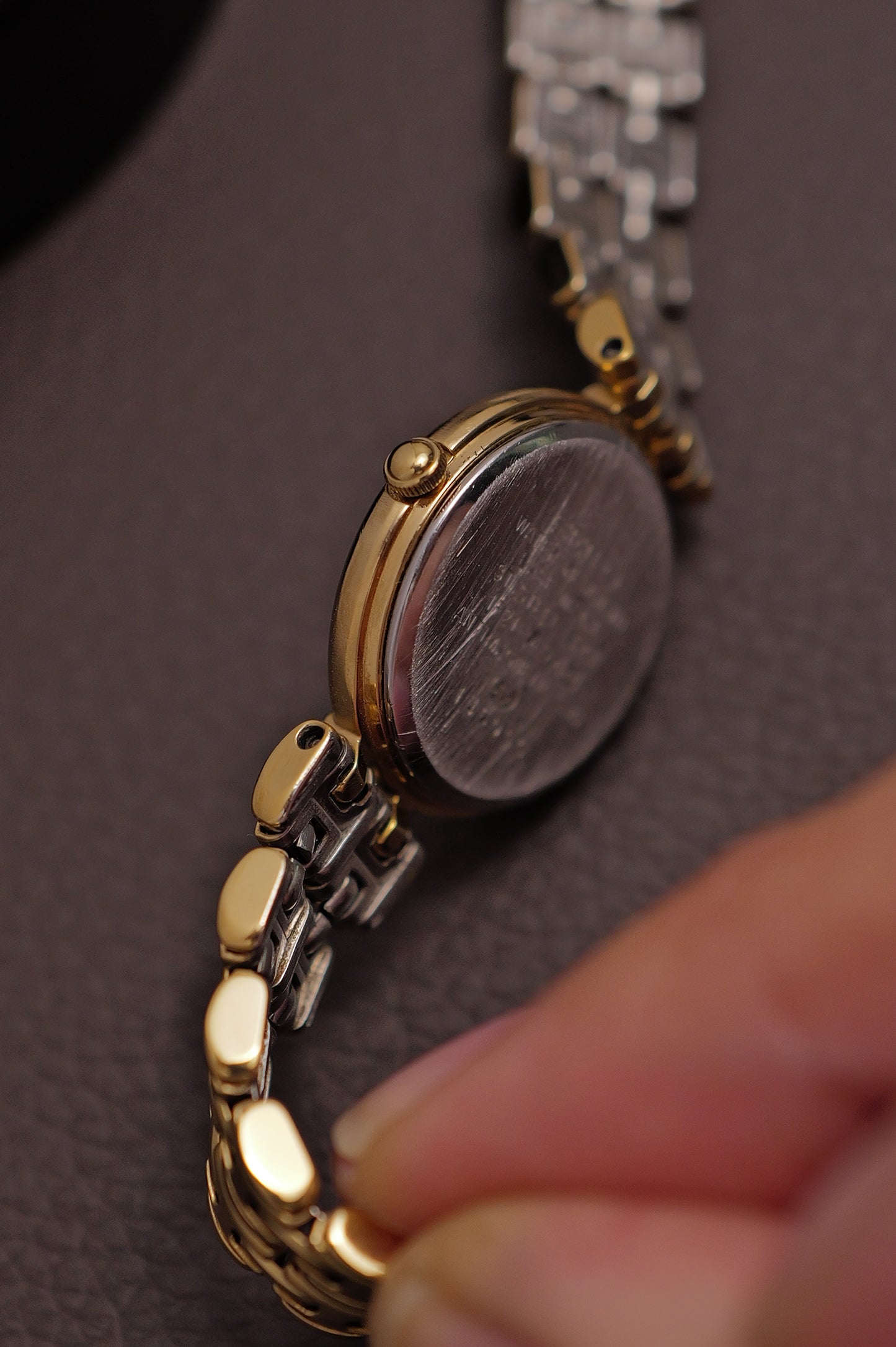 Seiko Lucent Multi-link Bracelet Circa.1991 1F21-OE60