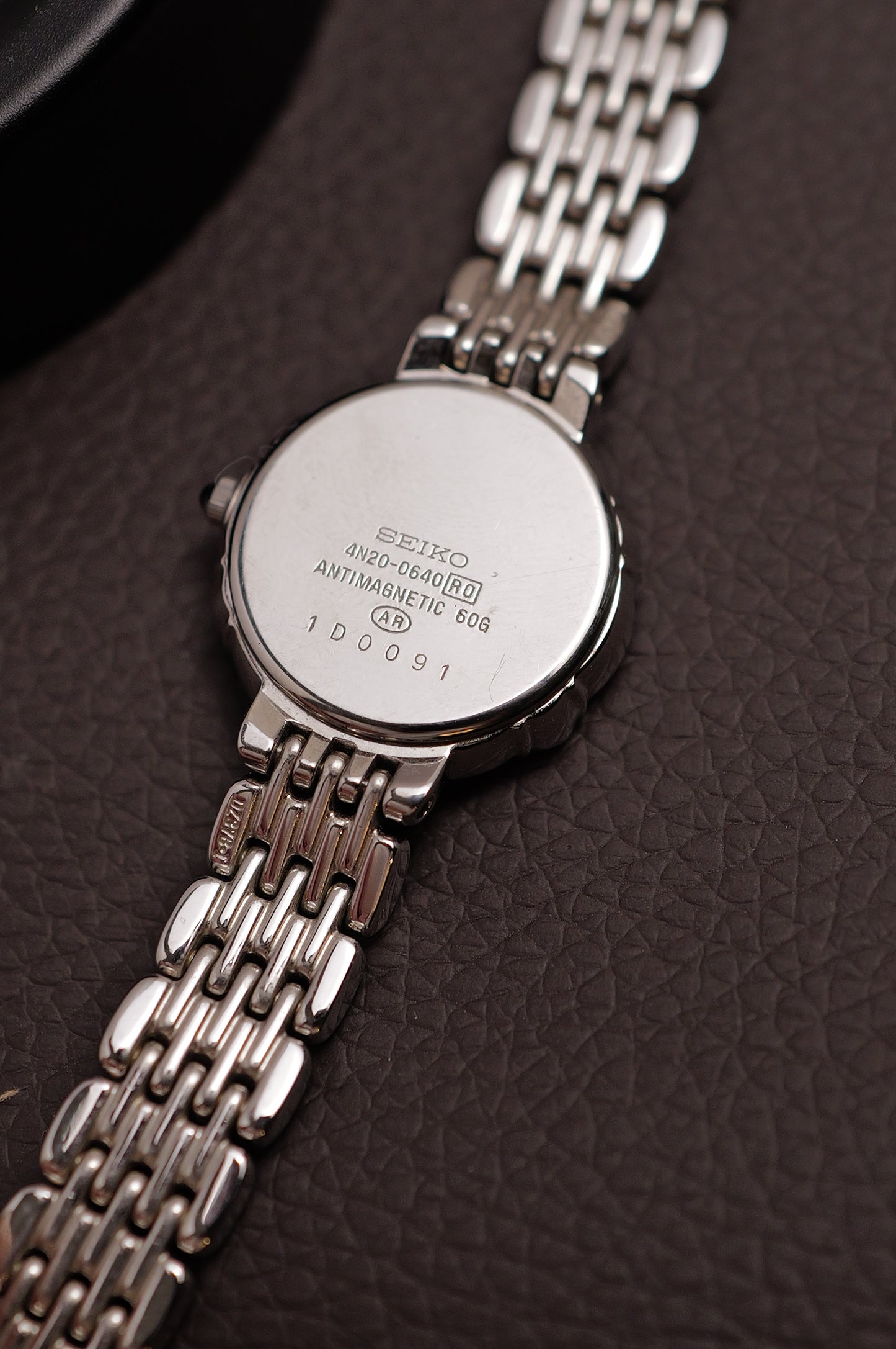 Seiko Exceline with bezel Diamonds (with original box and papers) 4N40-0640 Circa.1991