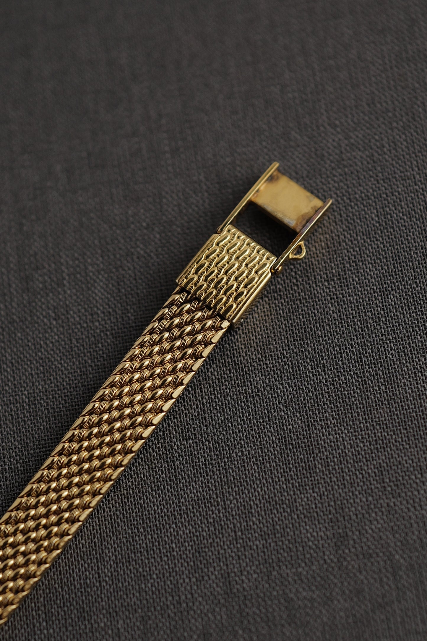 Seiko Mini Exceline Oval "Ribbon" Circa. 1983