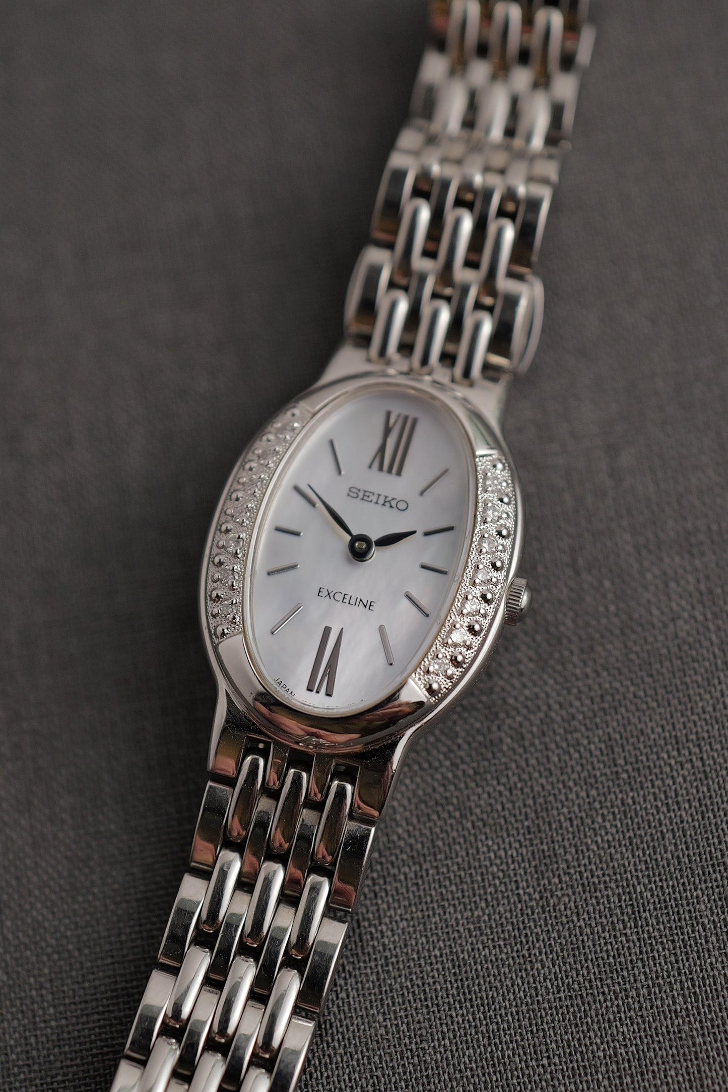 Seiko Exceline Mother of Pearl Diamond Bezel. 1994