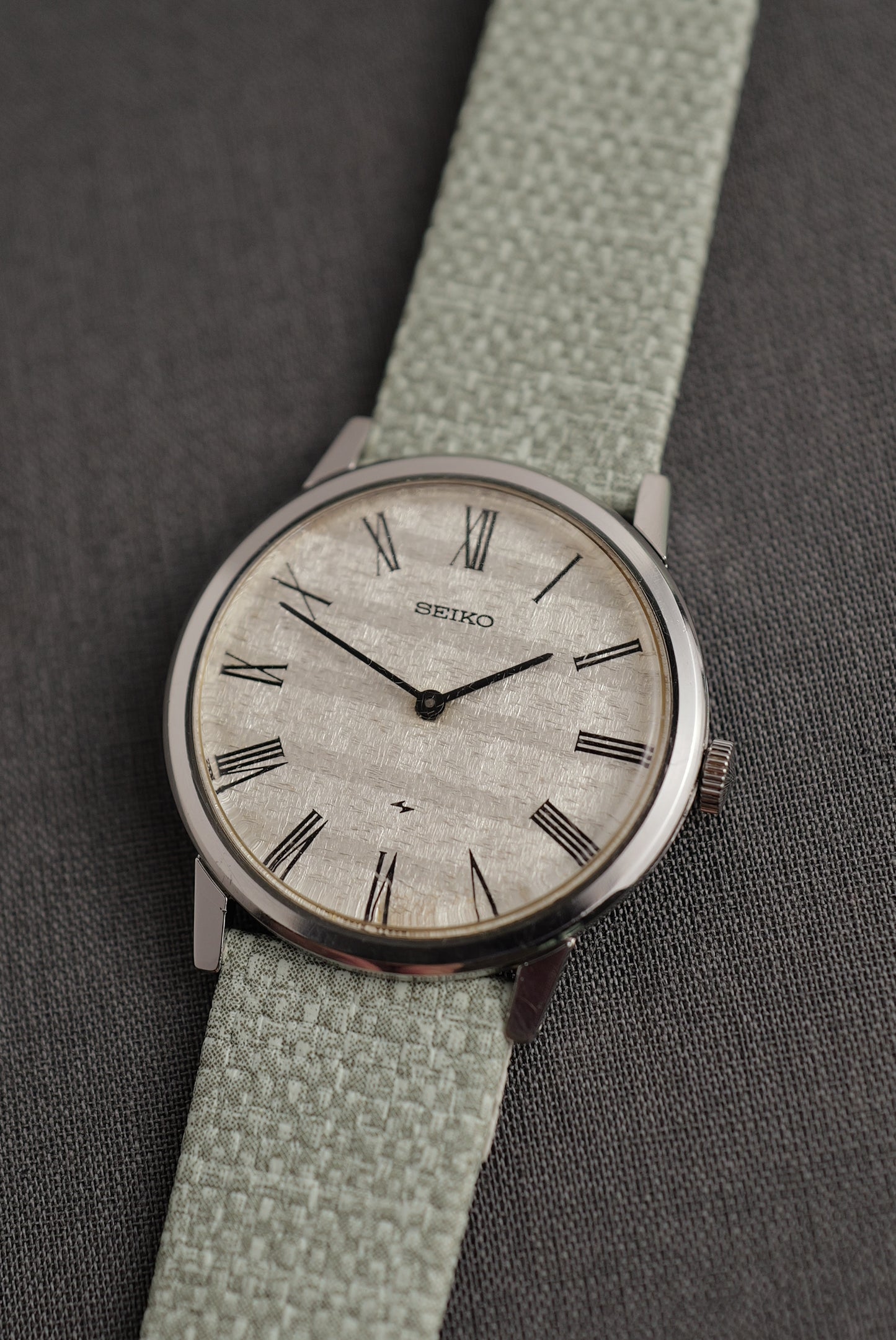 Seiko Charriot Cross-Linen Sakura Dial Hi-beat Circa. 1972